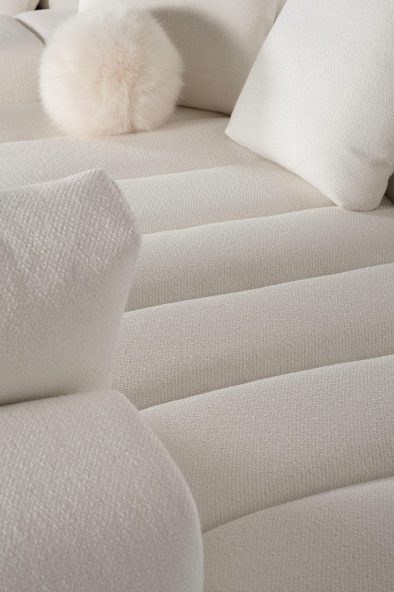 https://a.1stdibscdn.com/modern-coast-mudular-sofa-linen-handmade-in-portugal-by-greenapple-for-sale-picture-9/f_53532/f_379963921705575908893/G703958_4_master.jpg?width=768