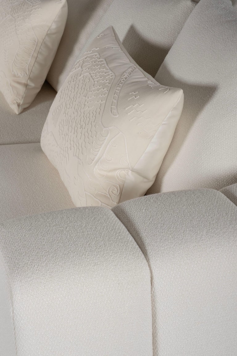 https://a.1stdibscdn.com/modern-coast-mudular-sofa-linen-handmade-in-portugal-by-greenapple-for-sale-picture-12/f_53532/f_379963921705575908995/G703958_7_master.jpg?width=768