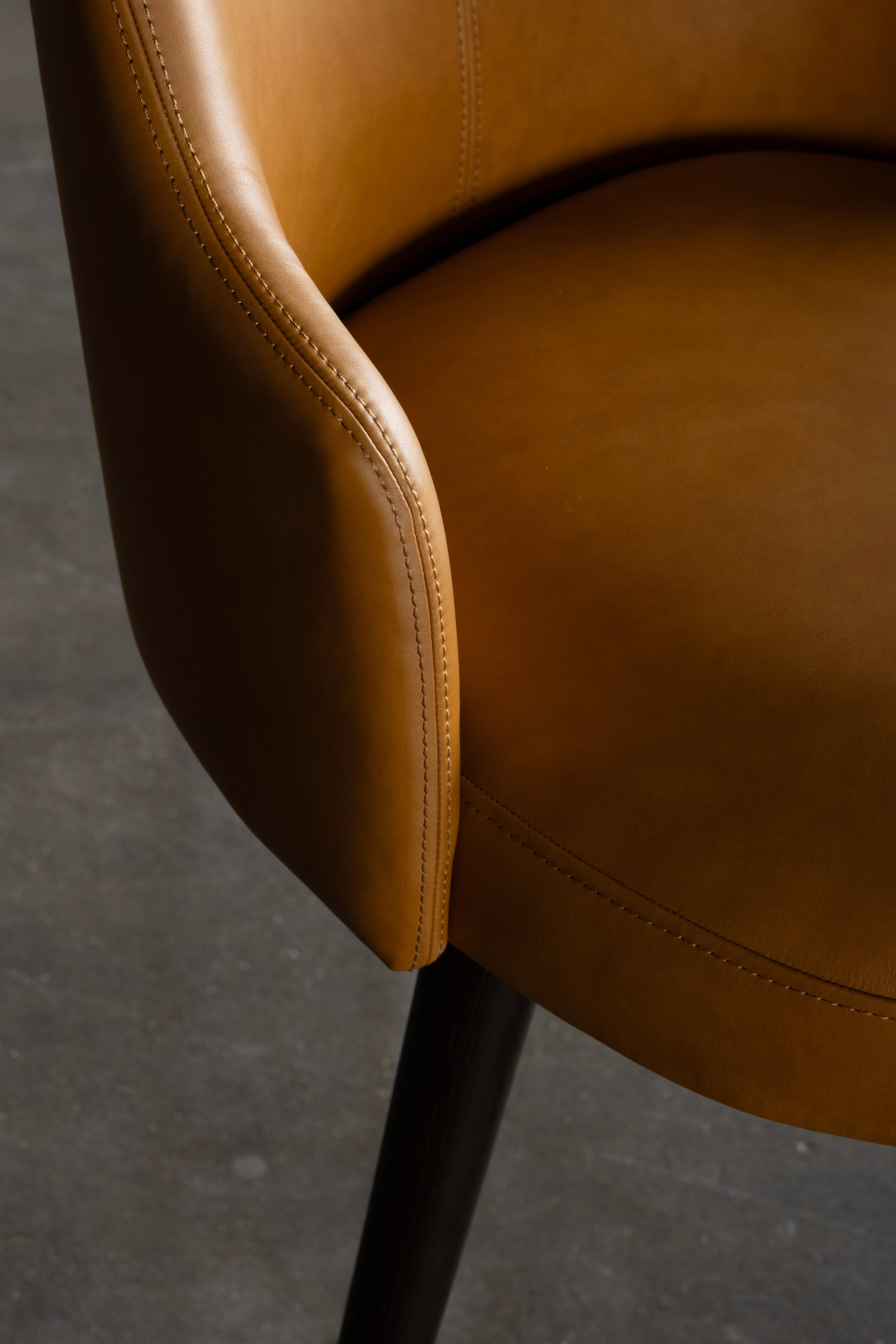 https://a.1stdibscdn.com/mid-century-modern-mary-swivel-bar-stools-leather-brass-handmade-by-greenapple-for-sale-picture-8/f_53532/f_441889821742833602205/G704071_5_master.jpg