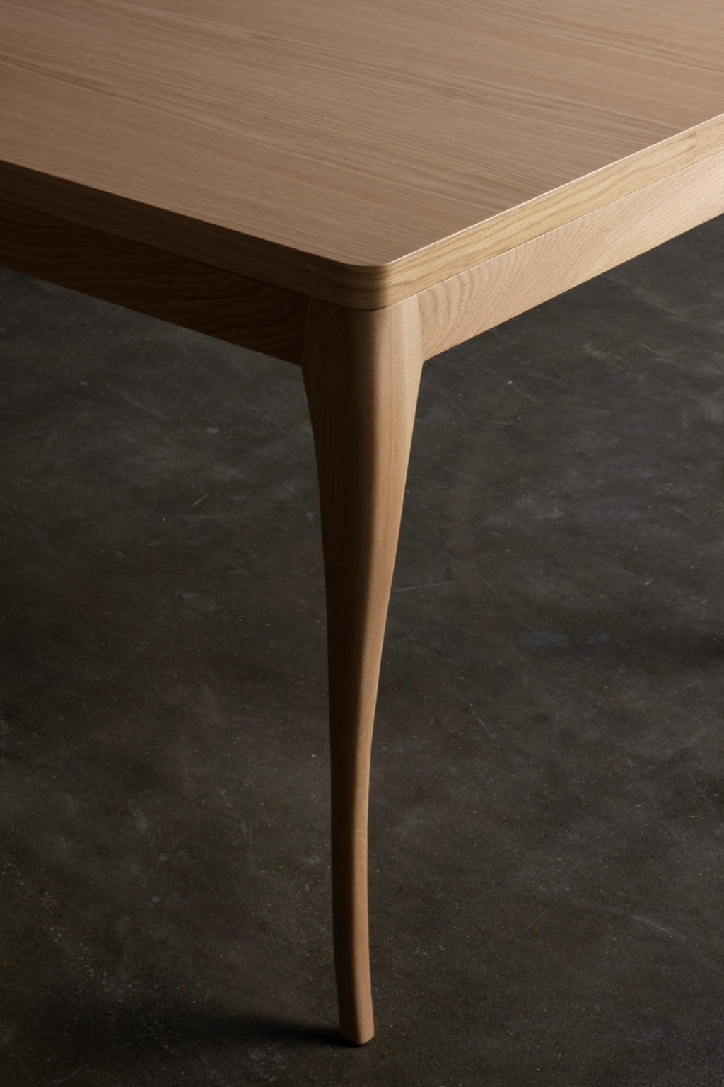 https://a.1stdibscdn.com/modern-venise-dining-table-american-oak-handmade-in-portugal-by-greenapple-for-sale-picture-5/f_53532/f_455352521750420915145/G704165_3_master.jpg