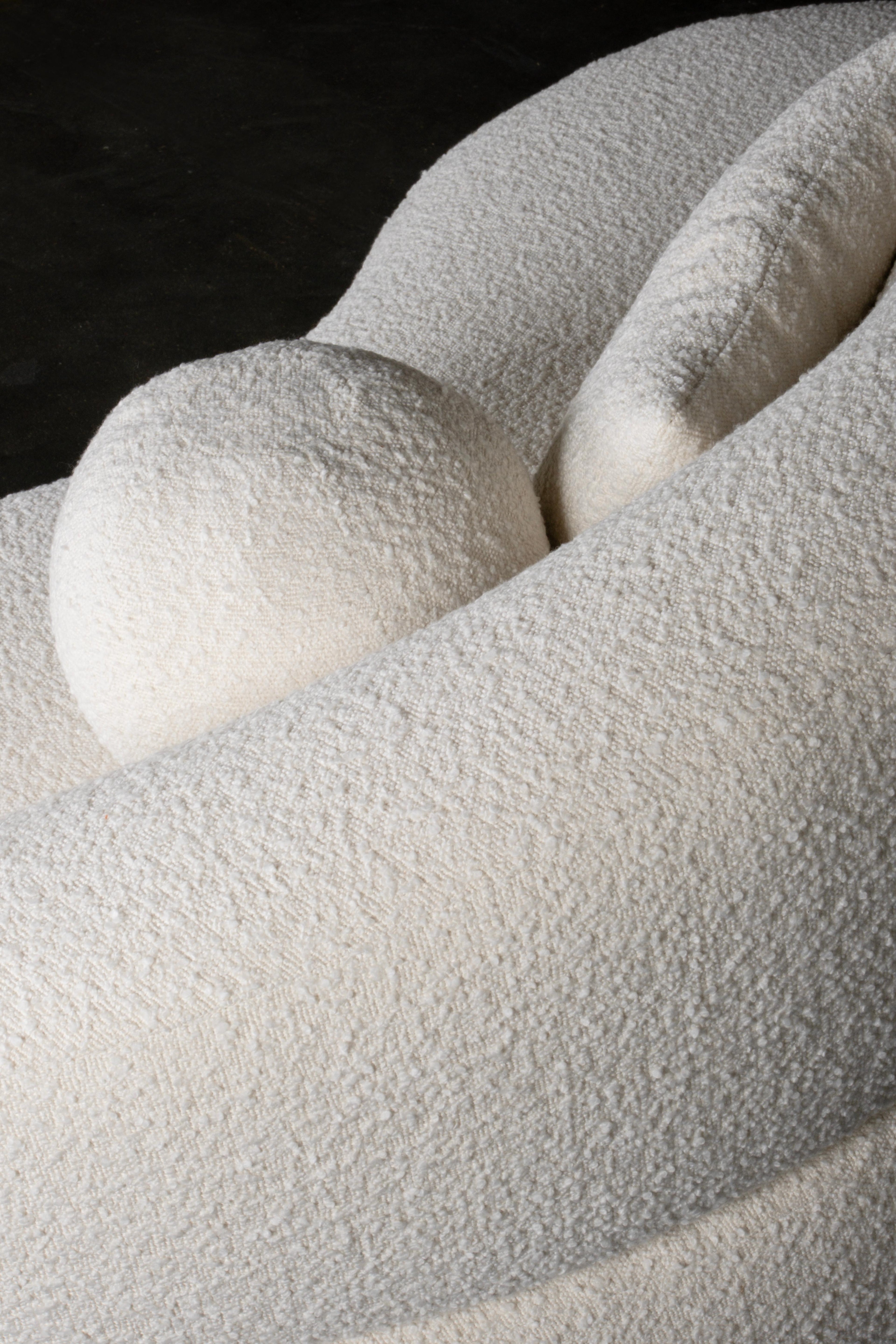https://a.1stdibscdn.com/modern-conchula-corner-sofa-white-boucle-handmade-in-portugal-by-greenapple-for-sale-picture-11/f_53532/f_380844021706122612739/G704293_9_master.jpg