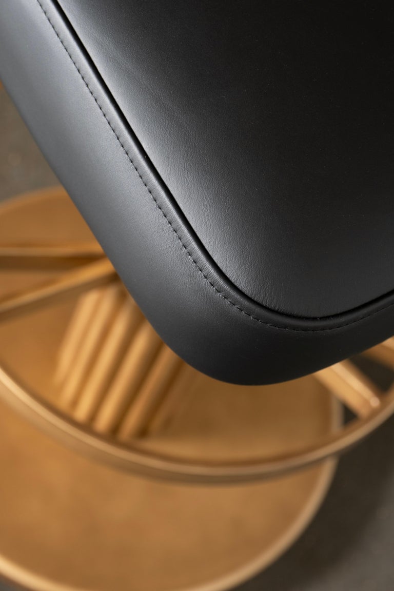 https://a.1stdibscdn.com/art-deco-flute-bar-stool-black-leather-handmade-in-portugal-by-greenapple-for-sale-picture-10/f_53532/f_398523821716481355901/G704365_6_master.jpg?width=768
