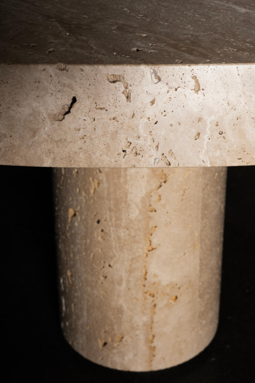 https://a.1stdibscdn.com/modern-saara-set-3-nesting-coffee-tables-travertine-handmade-by-greenapple-for-sale-picture-8/f_53532/f_458042221752095445109/G704456_6_master.jpg