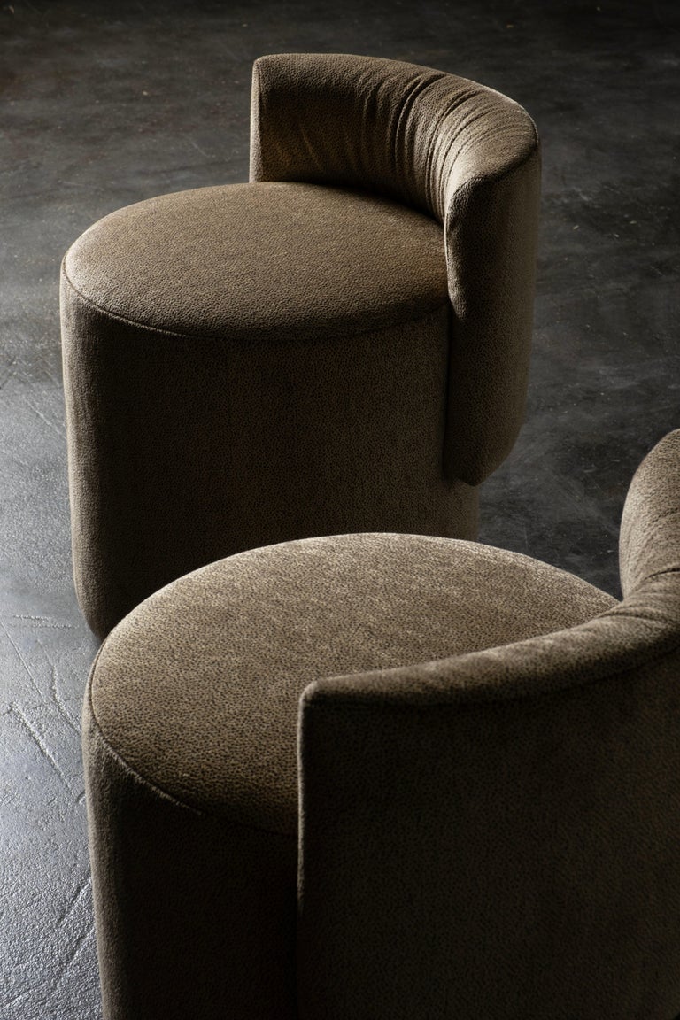 https://a.1stdibscdn.com/mid-century-modern-grand-pouf-chenille-oak-handmade-in-portugal-by-greenapple-for-sale-picture-15/f_53532/f_441863321742827560516/G704741_8_master.jpg?width=768