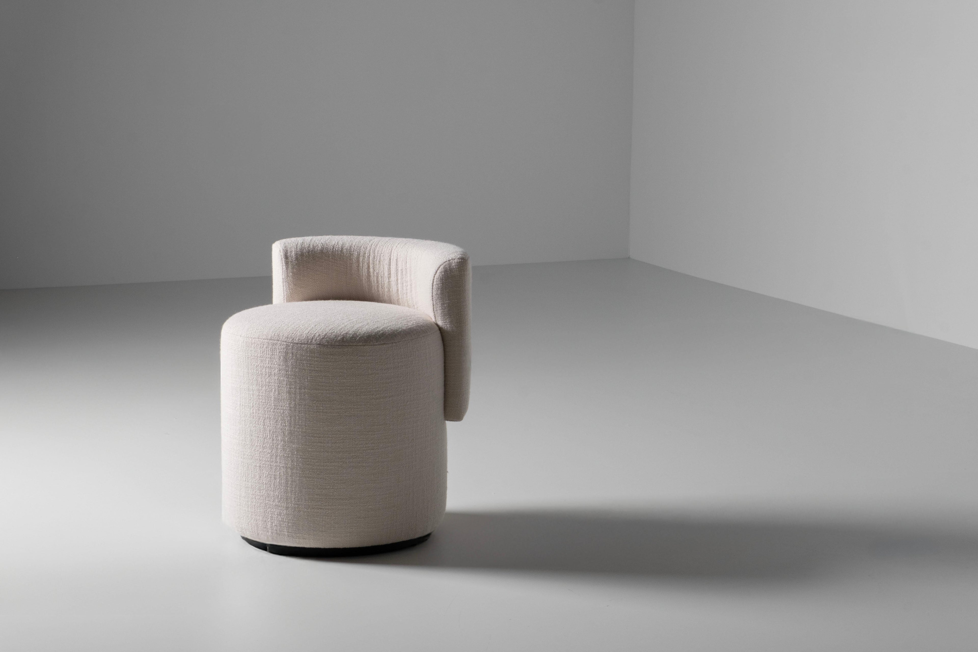 https://a.1stdibscdn.com/mid-century-modern-grand-pouf-wool-oak-handmade-in-portugal-by-greenapple-for-sale-picture-3/f_53532/f_441856321742826884369/G704825_9_master.jpg