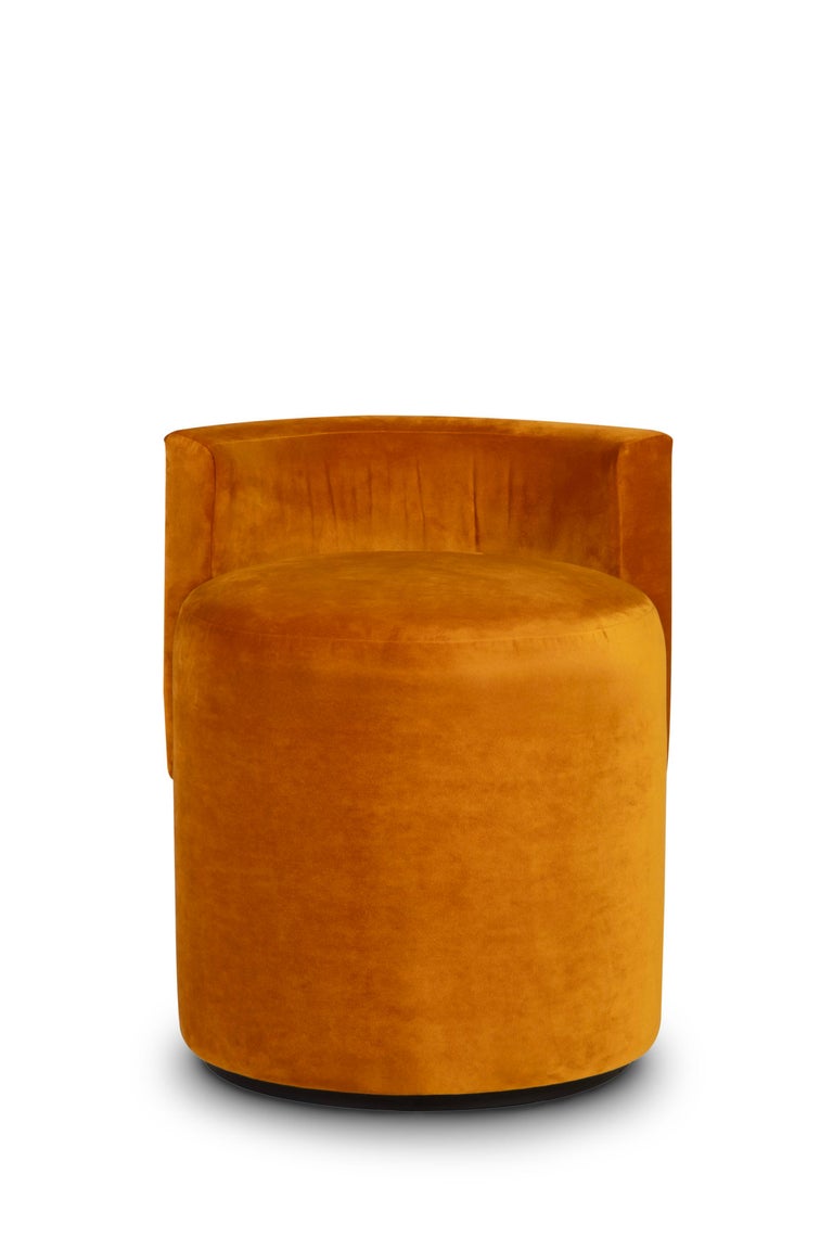 https://a.1stdibscdn.com/mid-century-modern-grand-pouf-velvet-oak-handmade-in-portugal-by-greenapple-for-sale-picture-5/f_53532/f_441867921742828086662/G704828_master.jpg?width=768