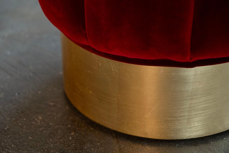 https://a.1stdibscdn.com/mid-century-modern-warren-pouf-dark-red-velvet-gold-leaf-handmade-greenapple-for-sale-picture-8/f_53532/f_451044221747738774054/G704866_5_master.jpg?width=768