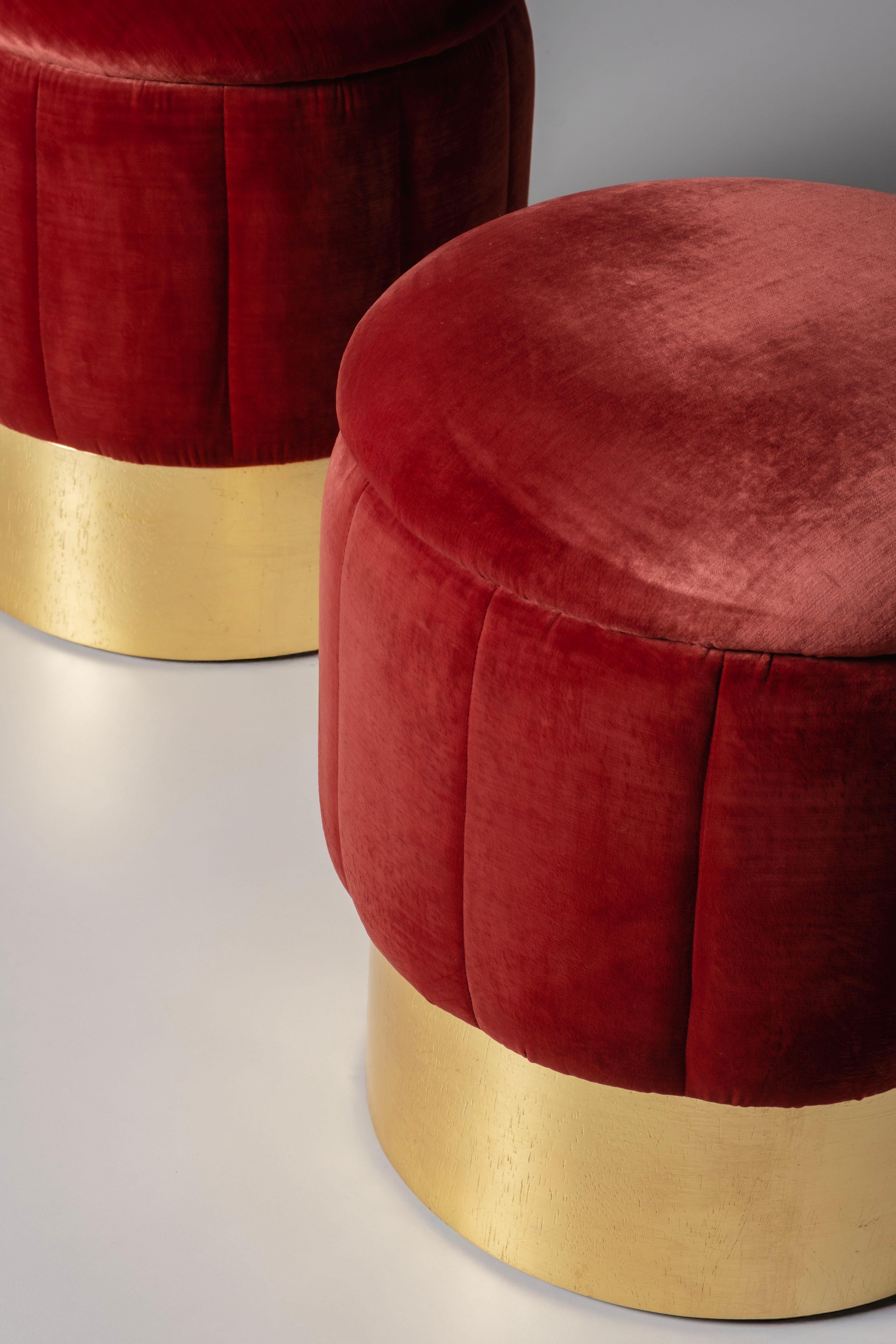 https://a.1stdibscdn.com/mid-century-modern-warren-pouf-red-velvet-gold-leaf-handmade-by-greenapple-for-sale-picture-8/f_53532/f_451042221747738542637/G704867_4_master.jpg