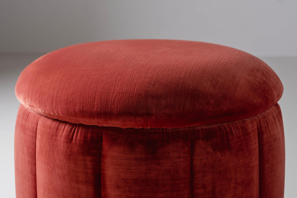 https://a.1stdibscdn.com/mid-century-modern-warren-pouf-red-velvet-gold-leaf-handmade-by-greenapple-for-sale-picture-9/f_53532/f_451042221747738542768/G704867_5_master.jpg