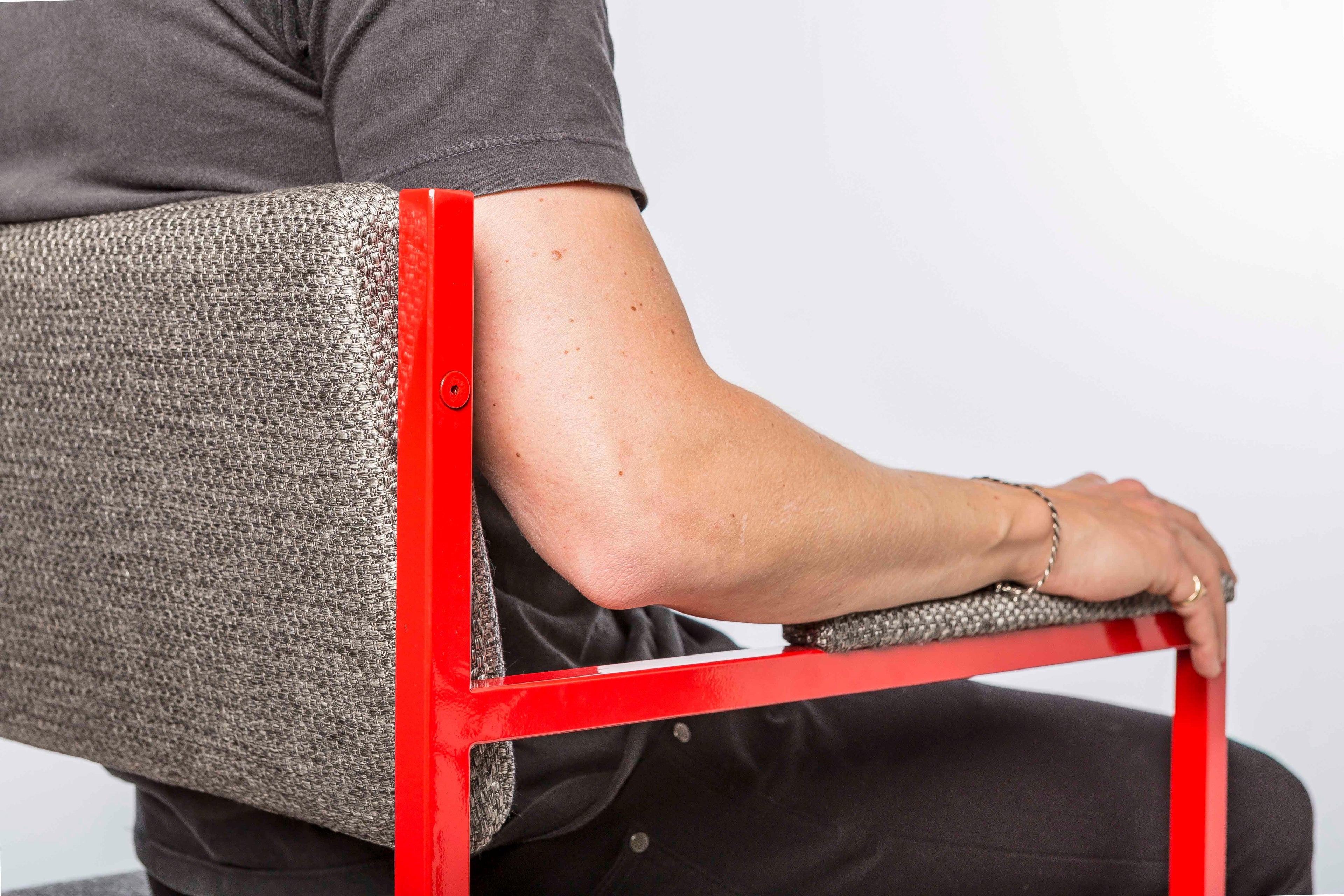 https://a.1stdibscdn.com/modern-style-gaia-chair-from-tiago-curioni-for-sale-picture-5/f_31871/f_182027911583412904202/GAIA_5_master.jpg