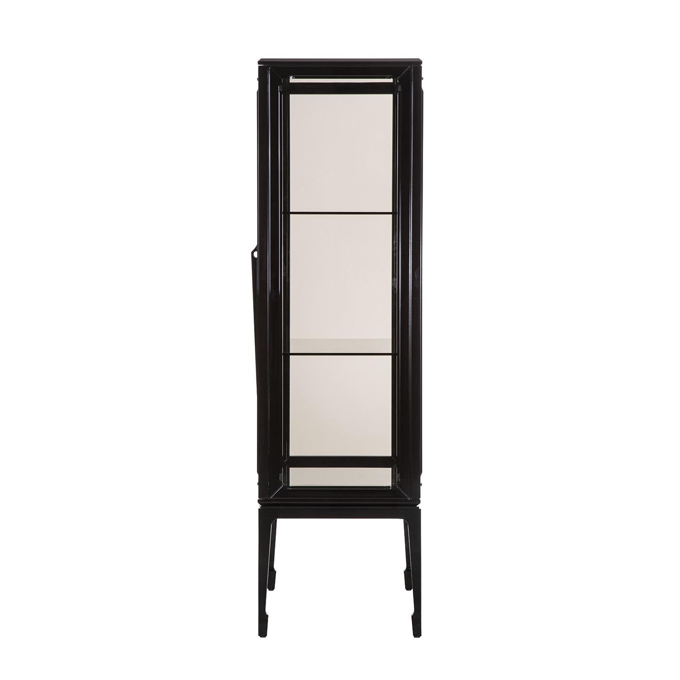 https://a.1stdibscdn.com/yang-display-cabinet-for-sale-picture-5/f_17062/f_235917021619797611525/GALICO_221_B20201120_30_d47p8i_master.jpg