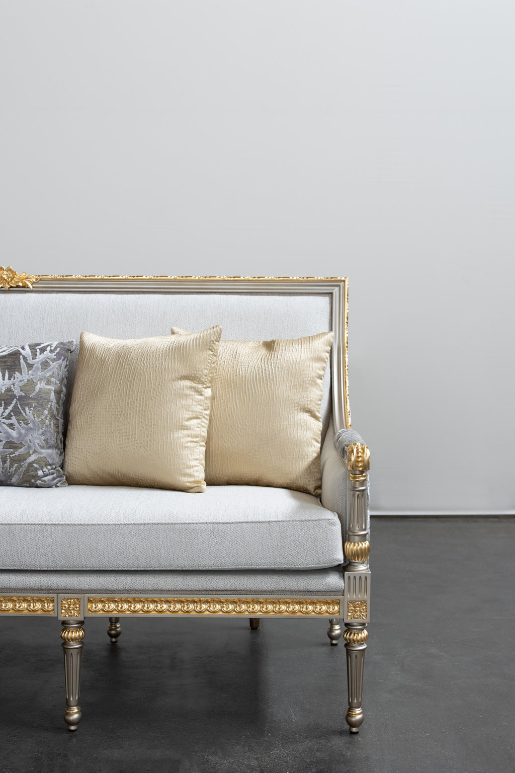 https://a.1stdibscdn.com/french-neoclassical-sofa-donna-jacquard-champagne-handmade-portugal-for-sale-picture-2/f_53532/f_364577321716892787199/GA_33_master.jpg
