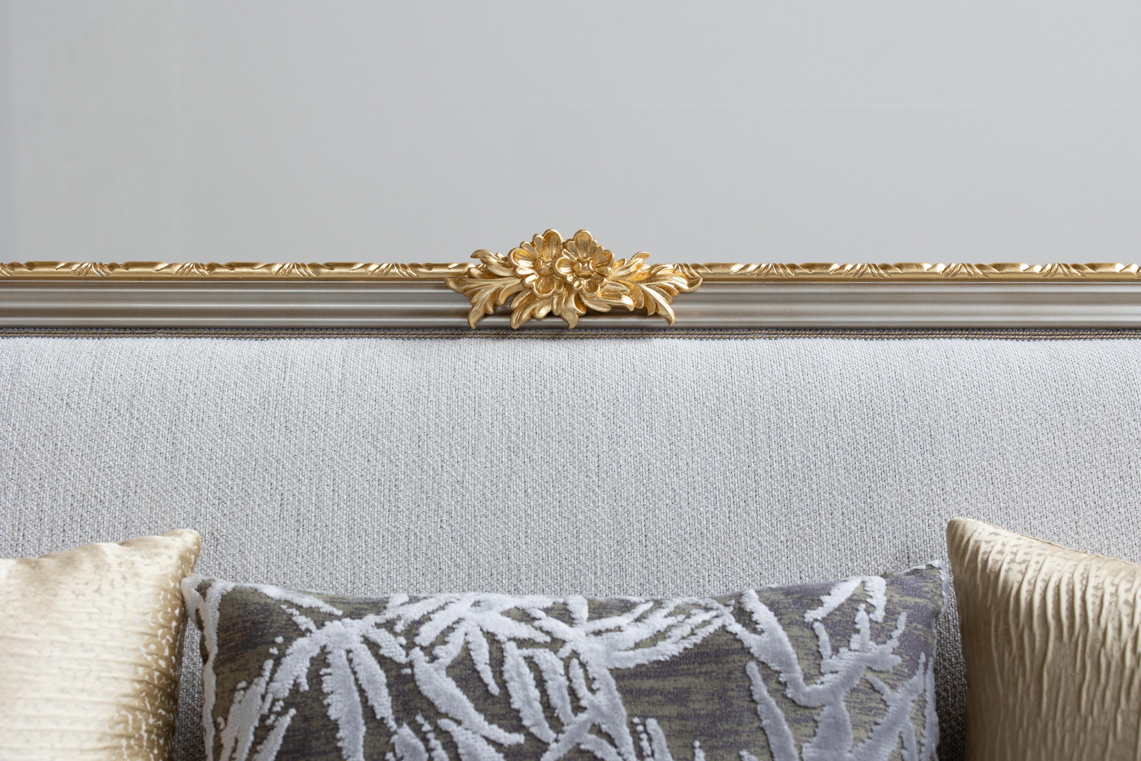 https://a.1stdibscdn.com/french-neoclassical-sofa-donna-jacquard-champagne-handmade-portugal-for-sale-picture-11/f_53532/f_364577321716892788008/GA_37_master.jpg