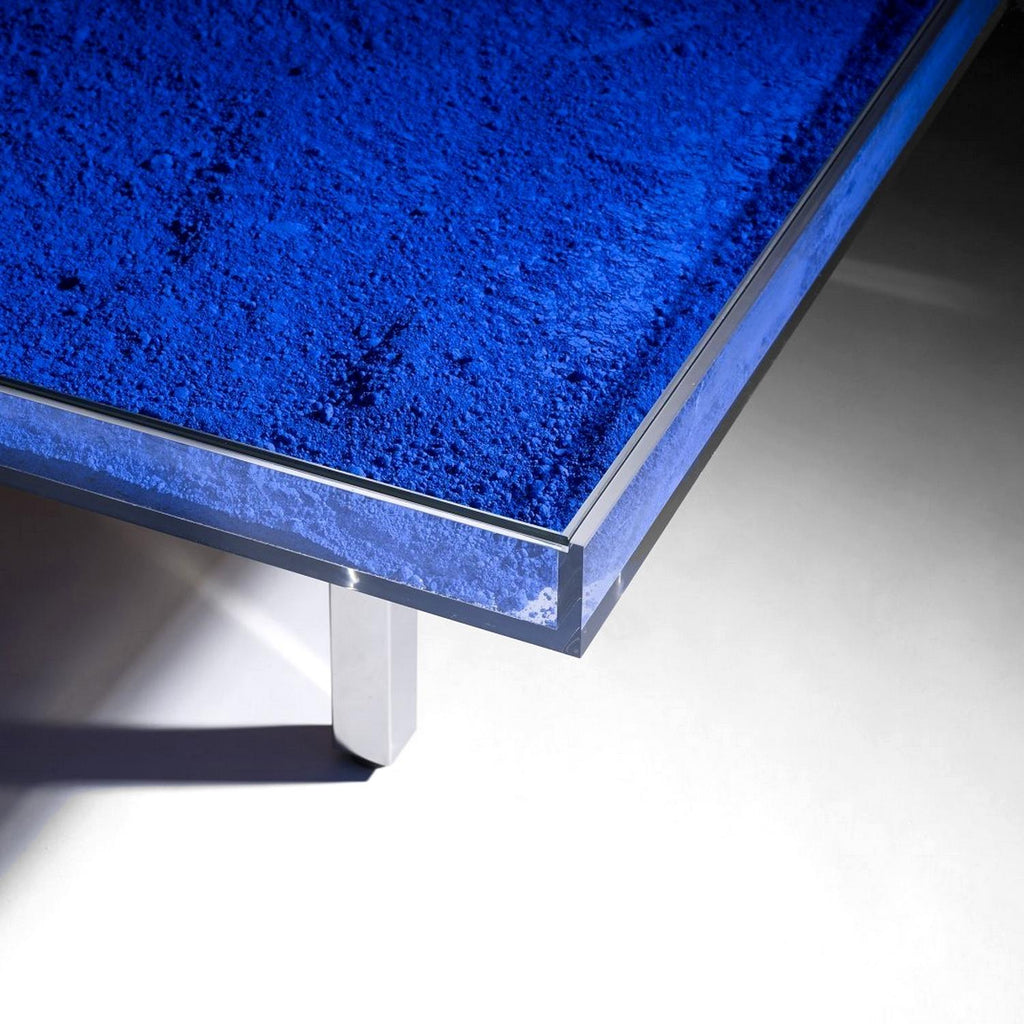 https://a.1stdibscdn.com/set-of-3-yves-klein-tables-monopink-monogold-ykb-for-sale-picture-7/f_49571/f_185779721585944644305/GF_03_master.jpg