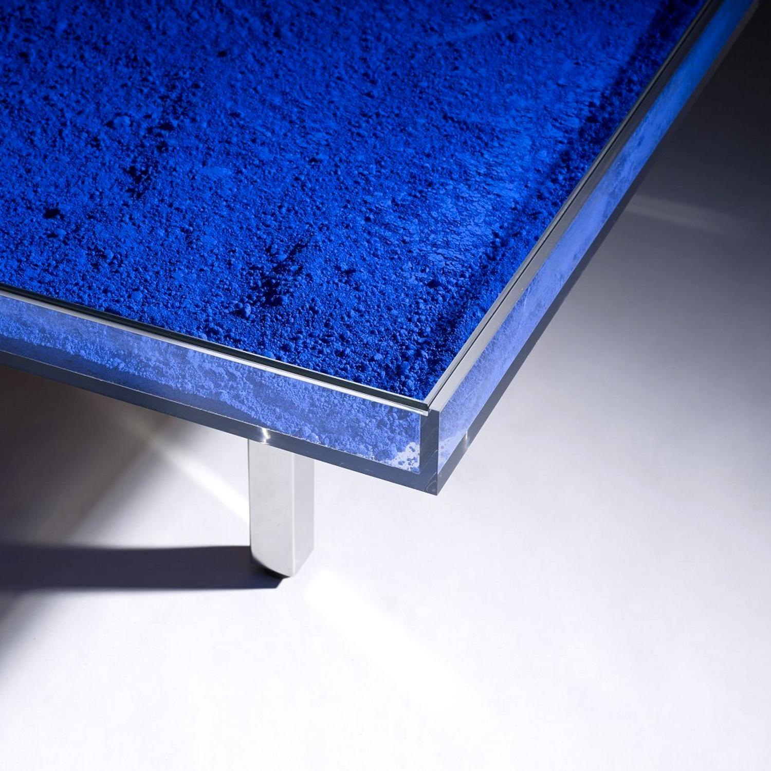 https://a.1stdibscdn.com/yves-klein-blue-ikb-glass-table-made-in-france-for-sale-picture-3/f_49571/f_307063521664909397780/GF_03_master.jpg
