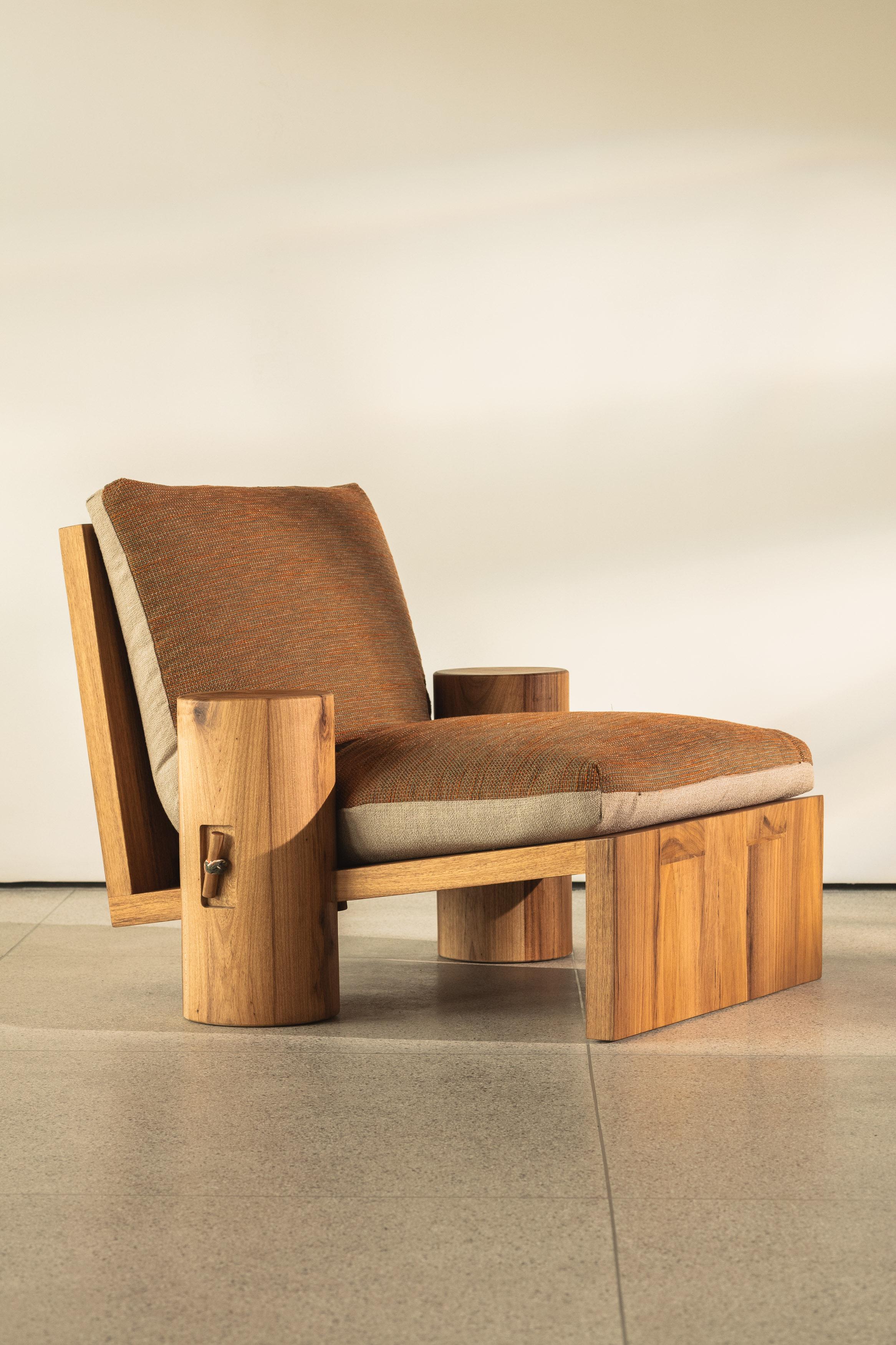 https://a.1stdibscdn.com/cais-armchair-by-filipe-ramos-for-gestu-in-brazilian-freijo-hardwood-for-sale-picture-3/f_40623/f_374678521702056045669/_GF_0919_web_master.jpg