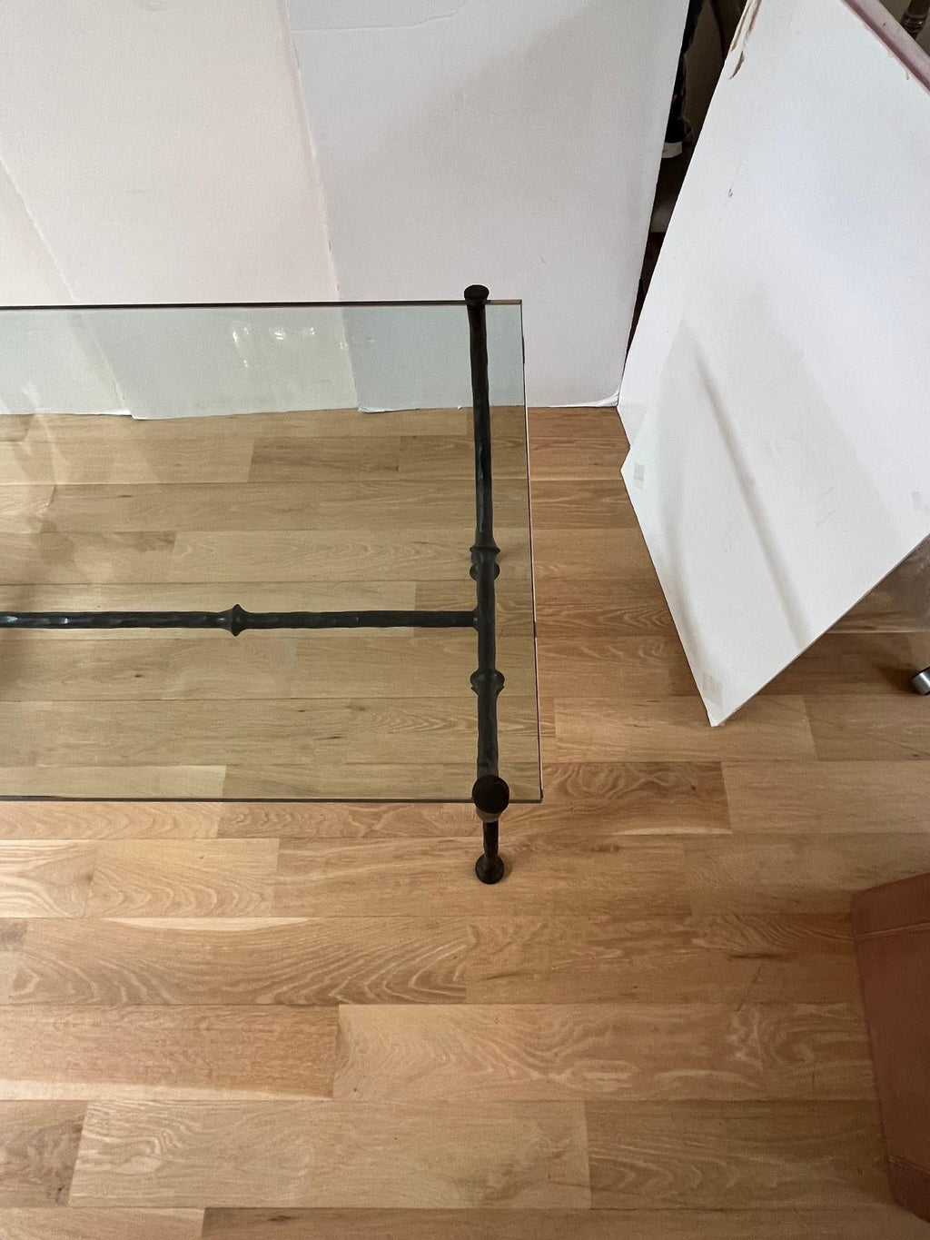 https://a.1stdibscdn.com/made-to-order-giacometti-style-hand-forged-iron-coffee-table-with-glass-top-for-sale-picture-10/f_8812/f_390492921711653319738/GIACOMETI_11_master.jpg