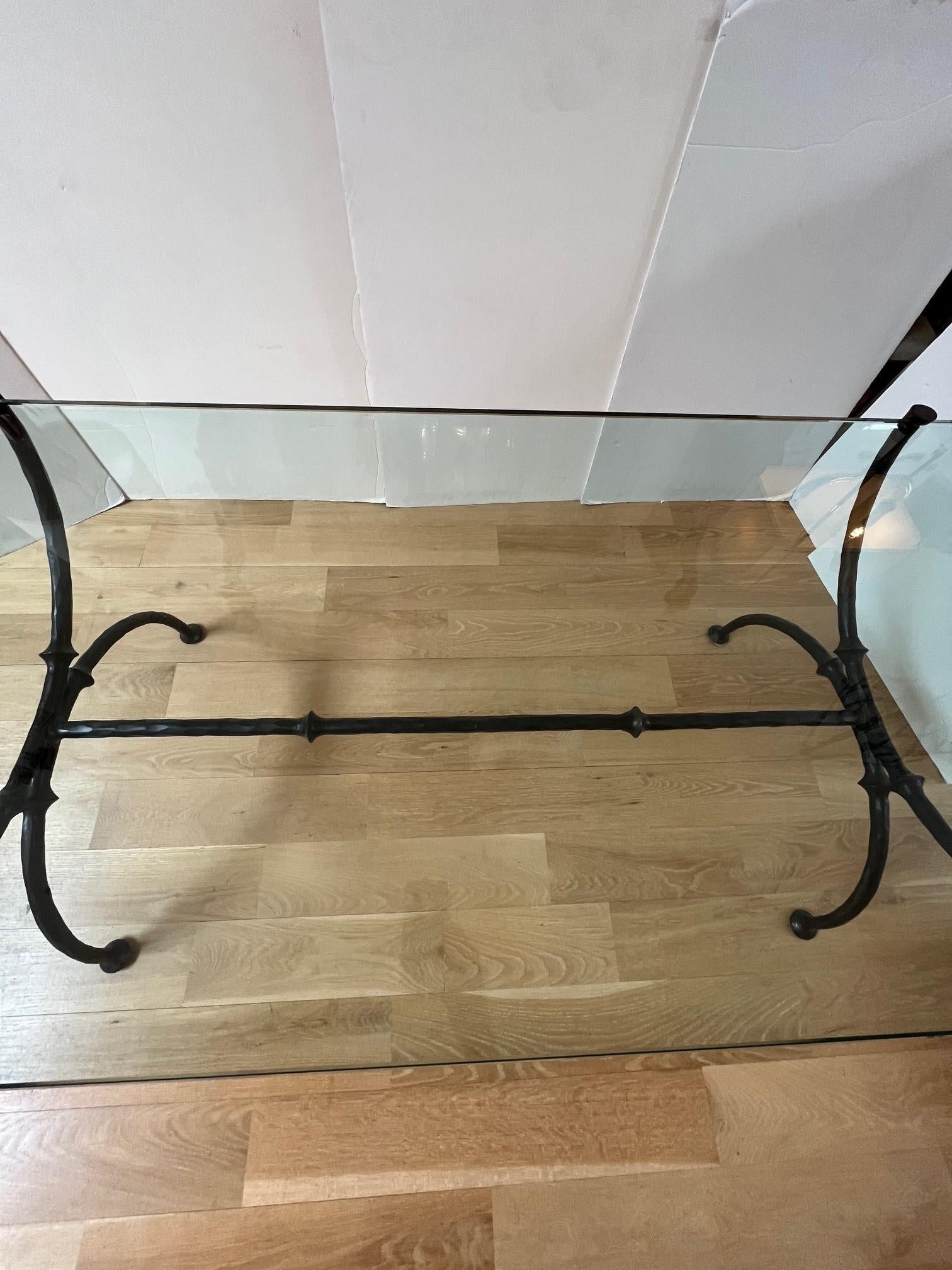 https://a.1stdibscdn.com/made-to-order-giacometti-style-hand-forged-iron-coffee-table-with-glass-top-for-sale-picture-9/f_8812/f_390492921711652389595/GIACOMETI_12_master.jpg