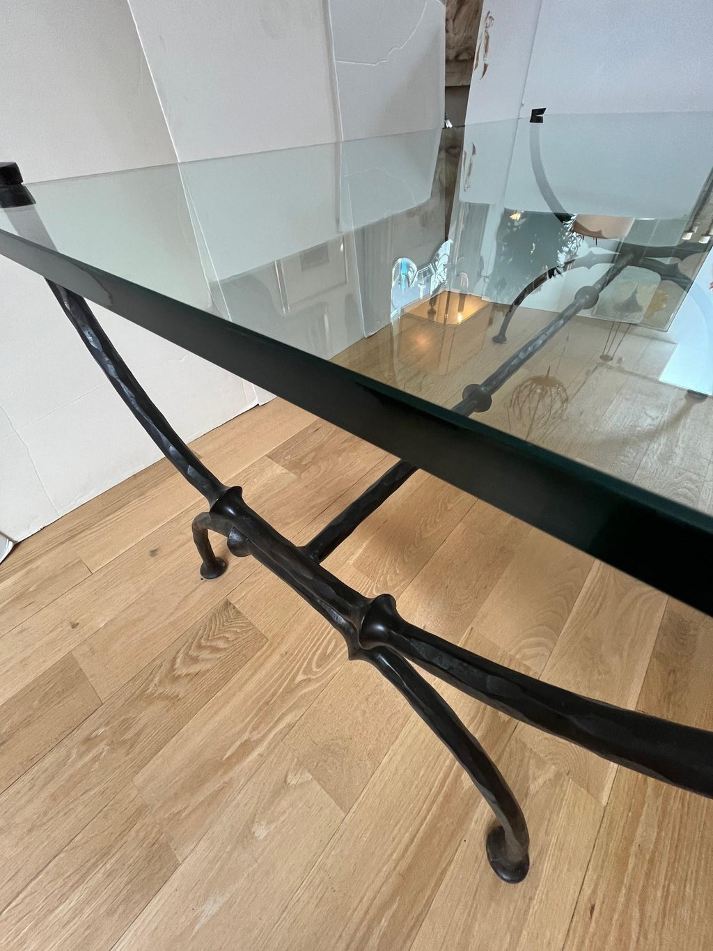 https://a.1stdibscdn.com/made-to-order-giacometti-style-hand-forged-iron-coffee-table-with-glass-top-for-sale-picture-11/f_8812/f_390492921711653380628/GIACOMETI_14_master.jpg