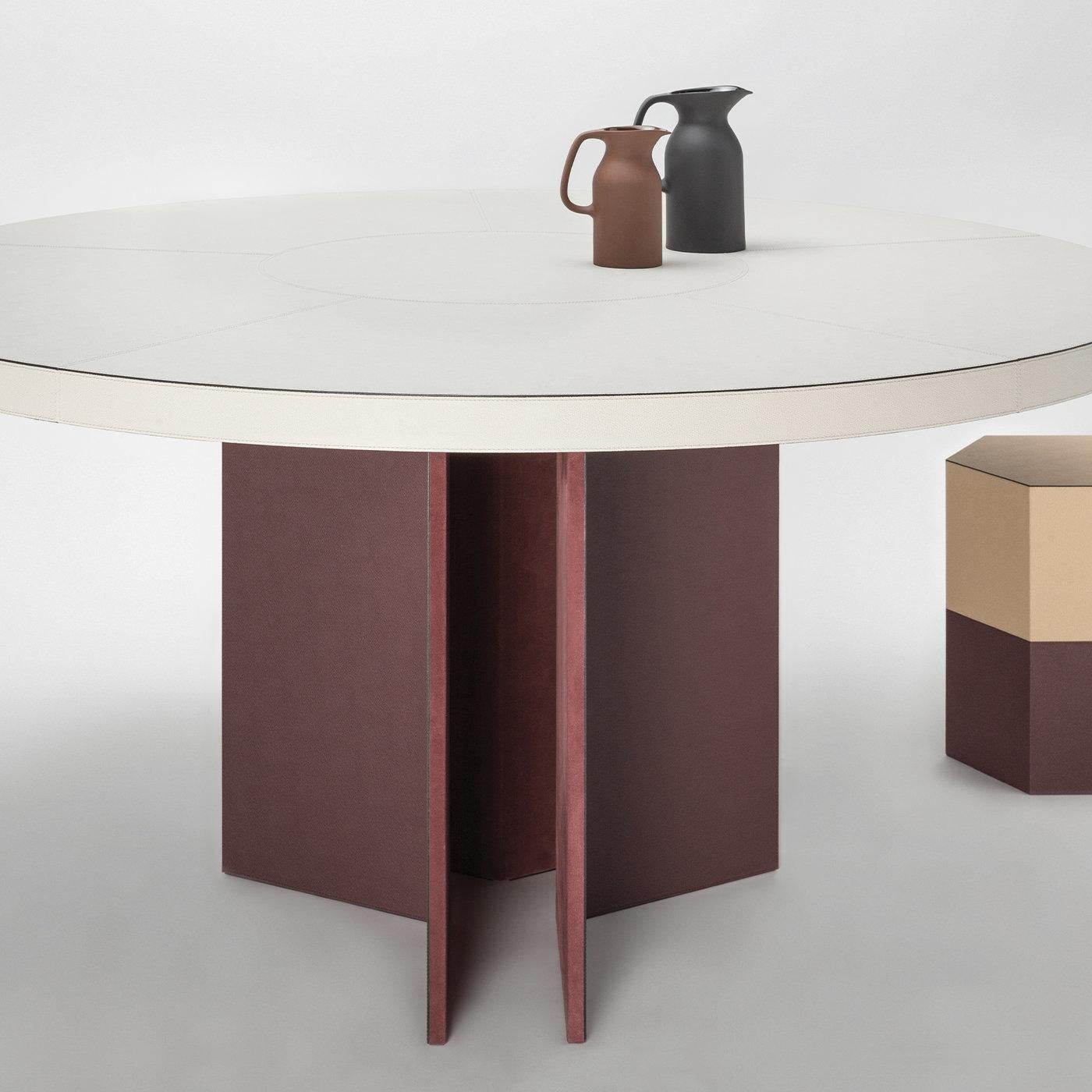 https://a.1stdibscdn.com/bivio-round-dining-table-by-giobagnara-for-sale-picture-6/f_17062/f_452412821748598345350/GIOBGE_265_A20200313_9_1lro9a2_master.jpg
