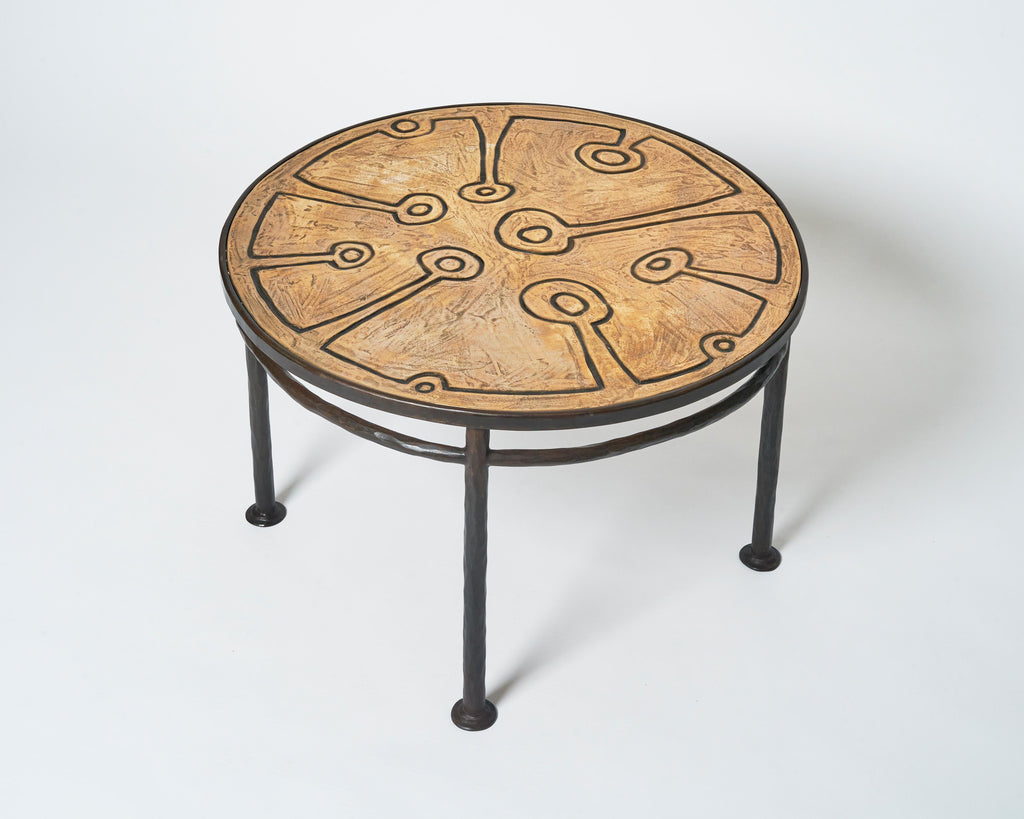 https://a.1stdibscdn.com/bronze-round-side-table-for-sale-picture-2/f_69672/f_472587621761736041147/GJML_21_03_20231194_master.jpg