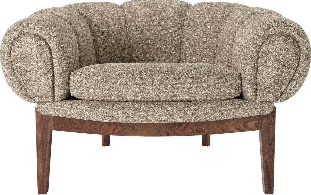 https://a.1stdibscdn.com/fabric-croissant-lounge-chair-by-illum-wikkels-for-gubi-for-sale-picture-7/f_14472/f_325080421675119862668/GROUP_D_Croissant_LoungeChair_Walnut_Kvadrat_SahcoZero_ItemNr_10059226_Front_master.jpg