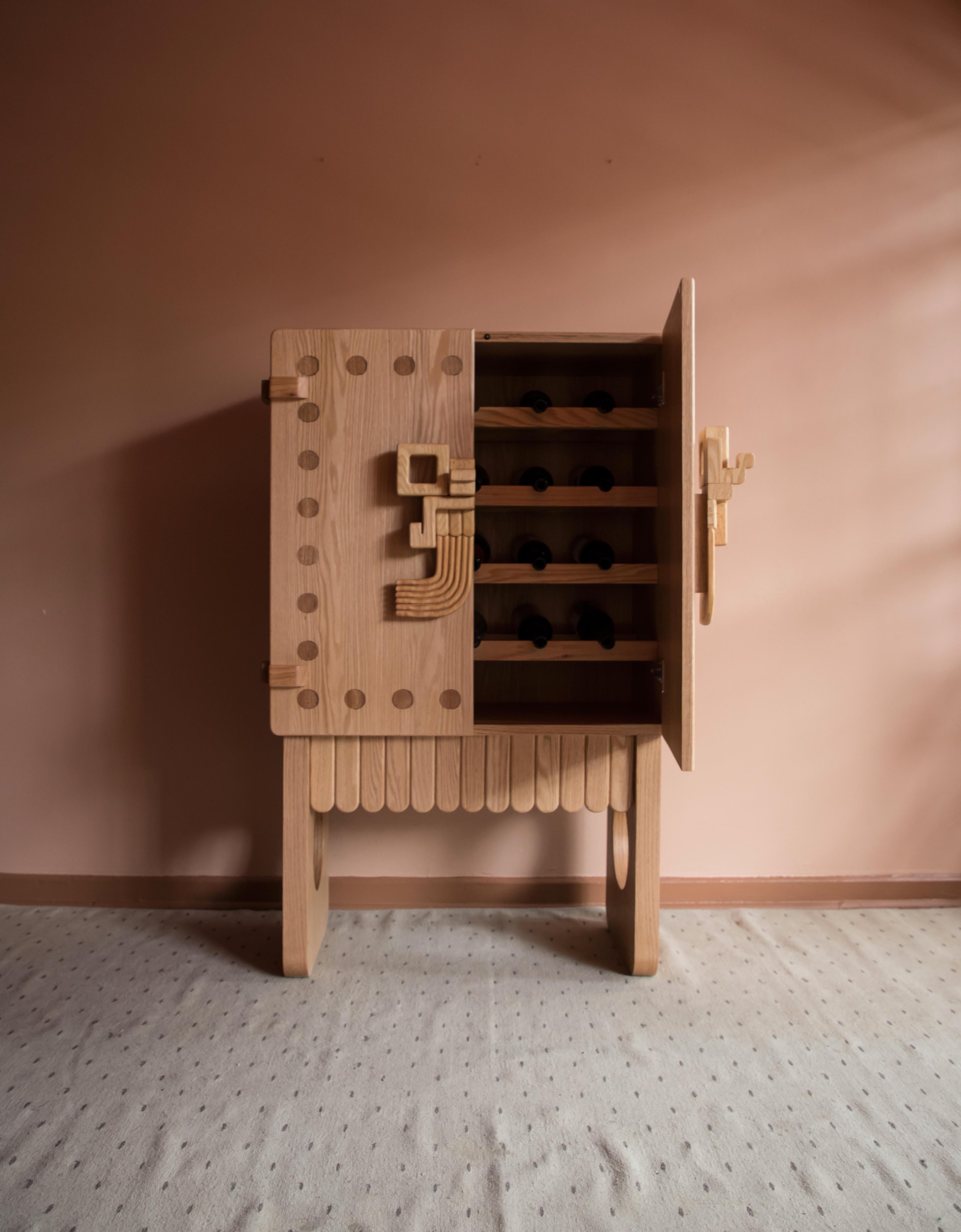 https://a.1stdibscdn.com/tlaloc-wine-cabinet-by-andres-gutierrez-for-sale-picture-4/f_12192/f_337880521681395051235/Gabinete_Tlaloc_02_master.jpg
