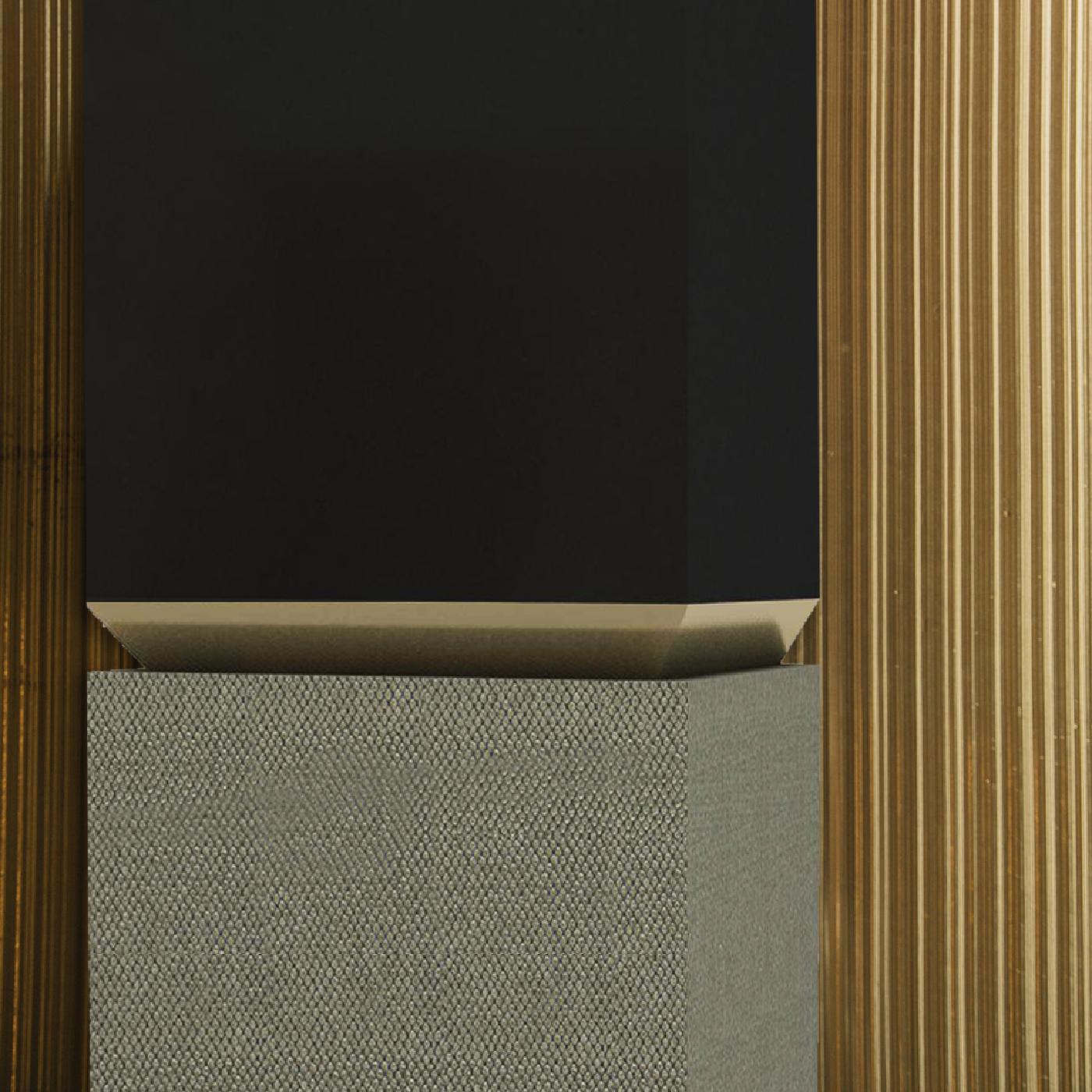 https://a.1stdibscdn.com/noir-cabinet-for-sale-picture-2/12330573/f_198397821594622458332/Gasperini_4_master.jpg