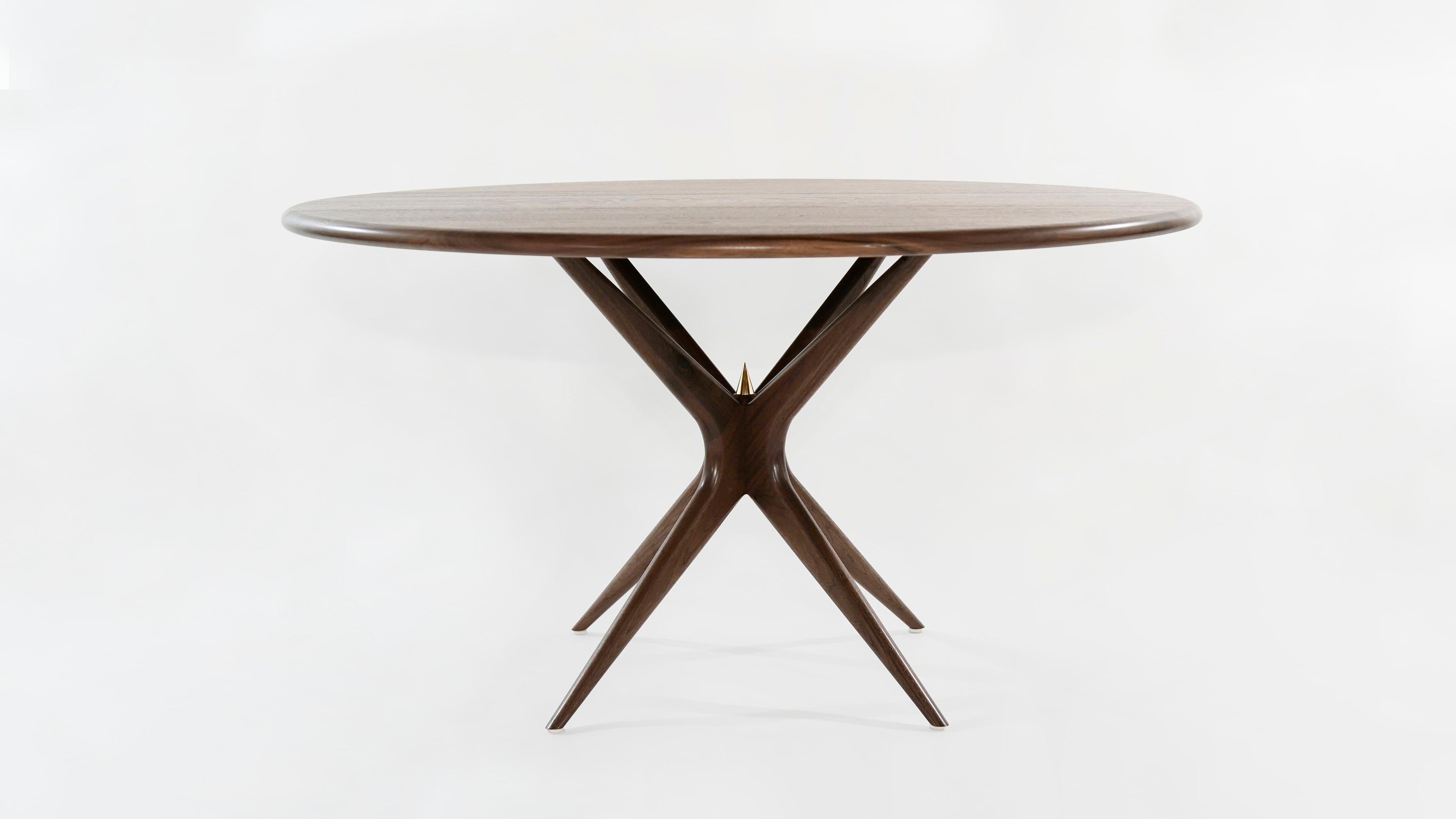 https://a.1stdibscdn.com/stamford-moderns-gazelle-dining-table-in-walnut-for-sale-picture-2/f_9289/f_181235021582826608931/Gazelle_D_Table_20_2_master.jpg