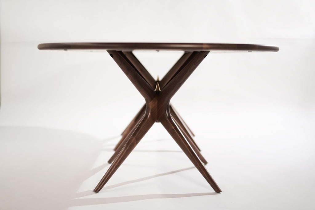 https://a.1stdibscdn.com/stamford-moderns-gazelle-dining-table-in-walnut-oval-version-for-sale-picture-7/f_9289/f_263758221638529121523/Gazelle_Dinning_Table_5_master.jpg