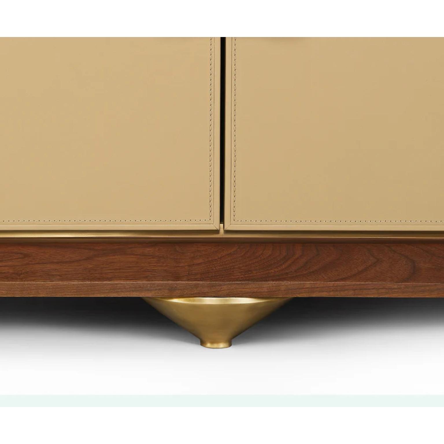 https://a.1stdibscdn.com/geller-credenza-by-madheke-for-sale-picture-4/f_12192/f_487944821770986597689/Geller_Credenza_Madheke_4_master.jpg