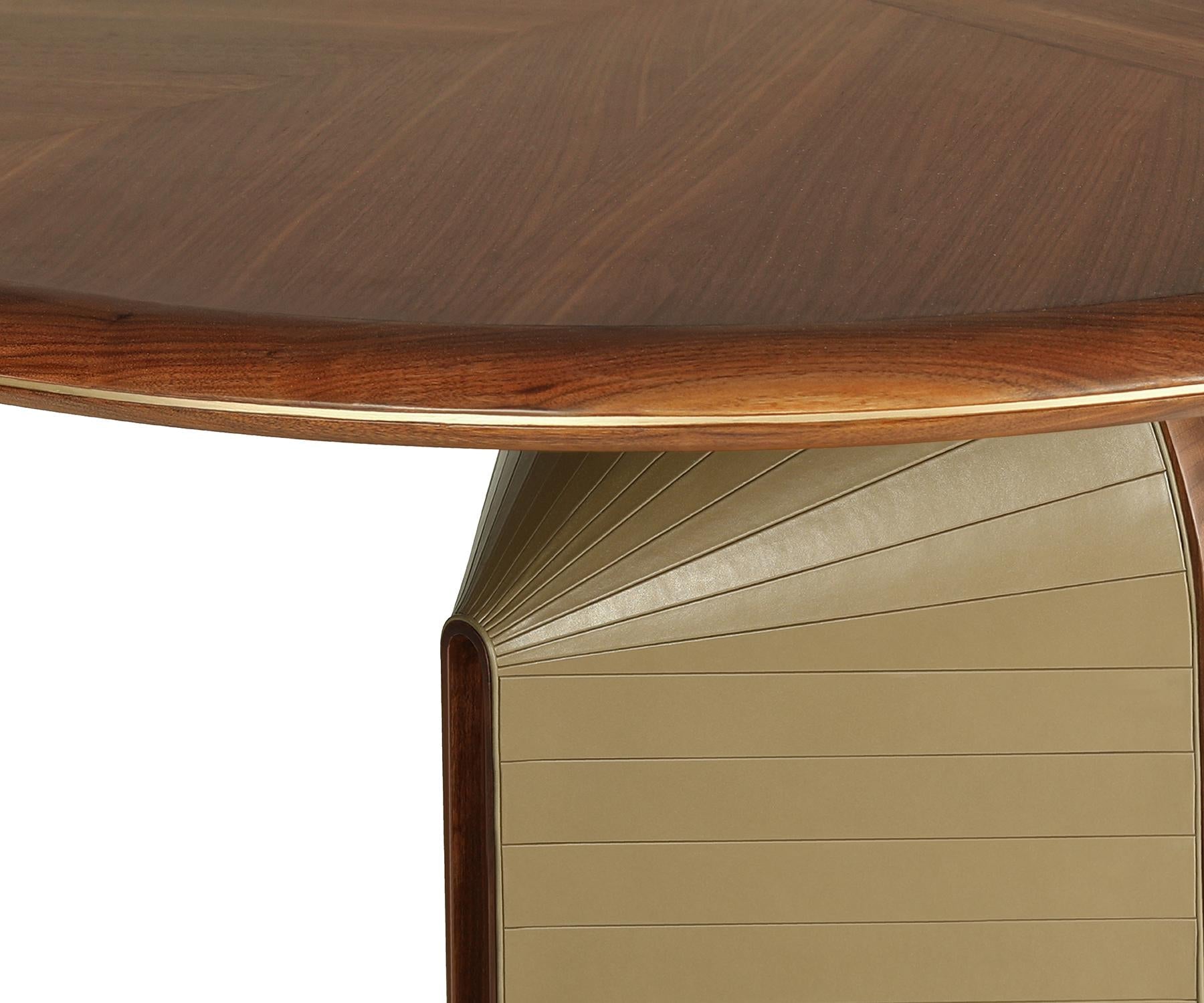 https://a.1stdibscdn.com/art-deco-geller-dining-table-by-madheke-for-sale-picture-4/f_103712/f_450027121748607387097/Geller_Dining_Table_Madheke_5_master.jpg