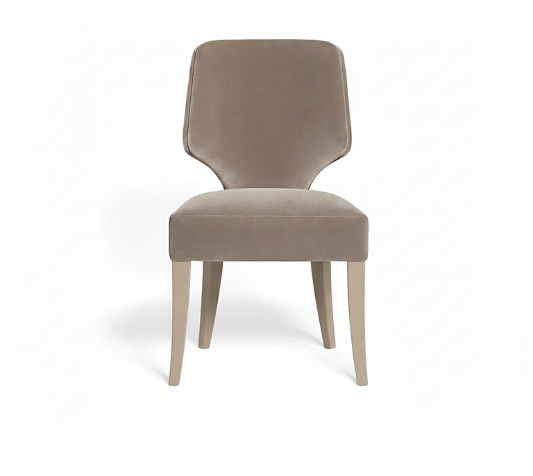 https://a.1stdibscdn.com/couture-dining-chair-in-hand-tailored-upholstery-hollywood-regency-style-for-sale-picture-18/f_27693/f_491129921772833489014/Gemini_Generated_Image_imwcssimwcssimwc_upscaled_master.jpg?width=768