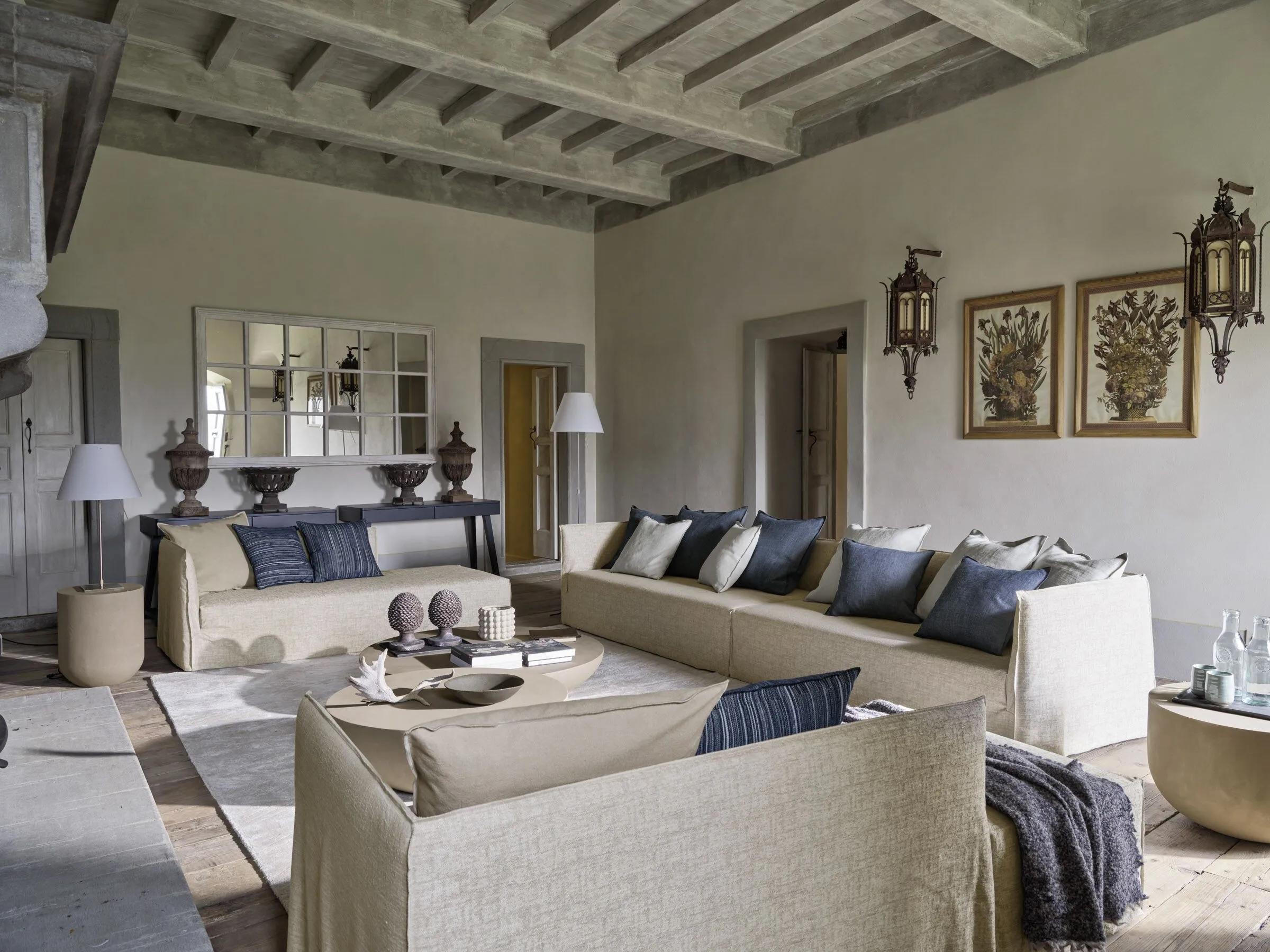 https://a.1stdibscdn.com/modular-sofa-gervasoni-ghost-30-l-r-design-paola-navone-linum-royal-blue-for-sale-picture-6/f_105752/f_466399521757701478698/Gervasoni_GHOST_3_L_R_1s3lm7TbEm3_master.jpeg