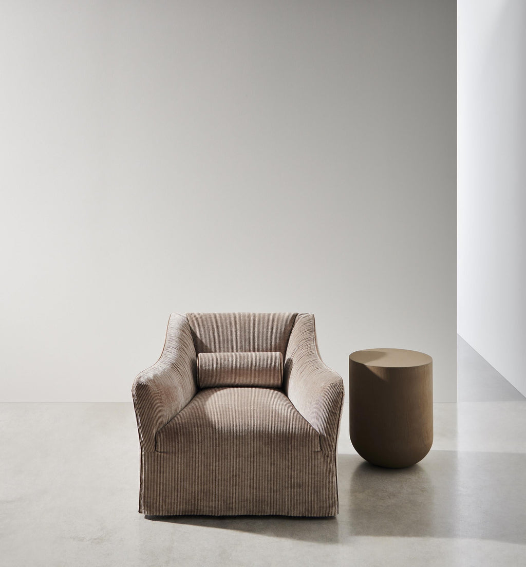 https://a.1stdibscdn.com/gervasoni-armchair-saia-09-by-david-lopez-quincoces-for-sale-picture-6/f_16392/f_296257321658146839617/Gervasoni_SAIA_Design_David_Lopez_Quincoces_09_master.jpeg