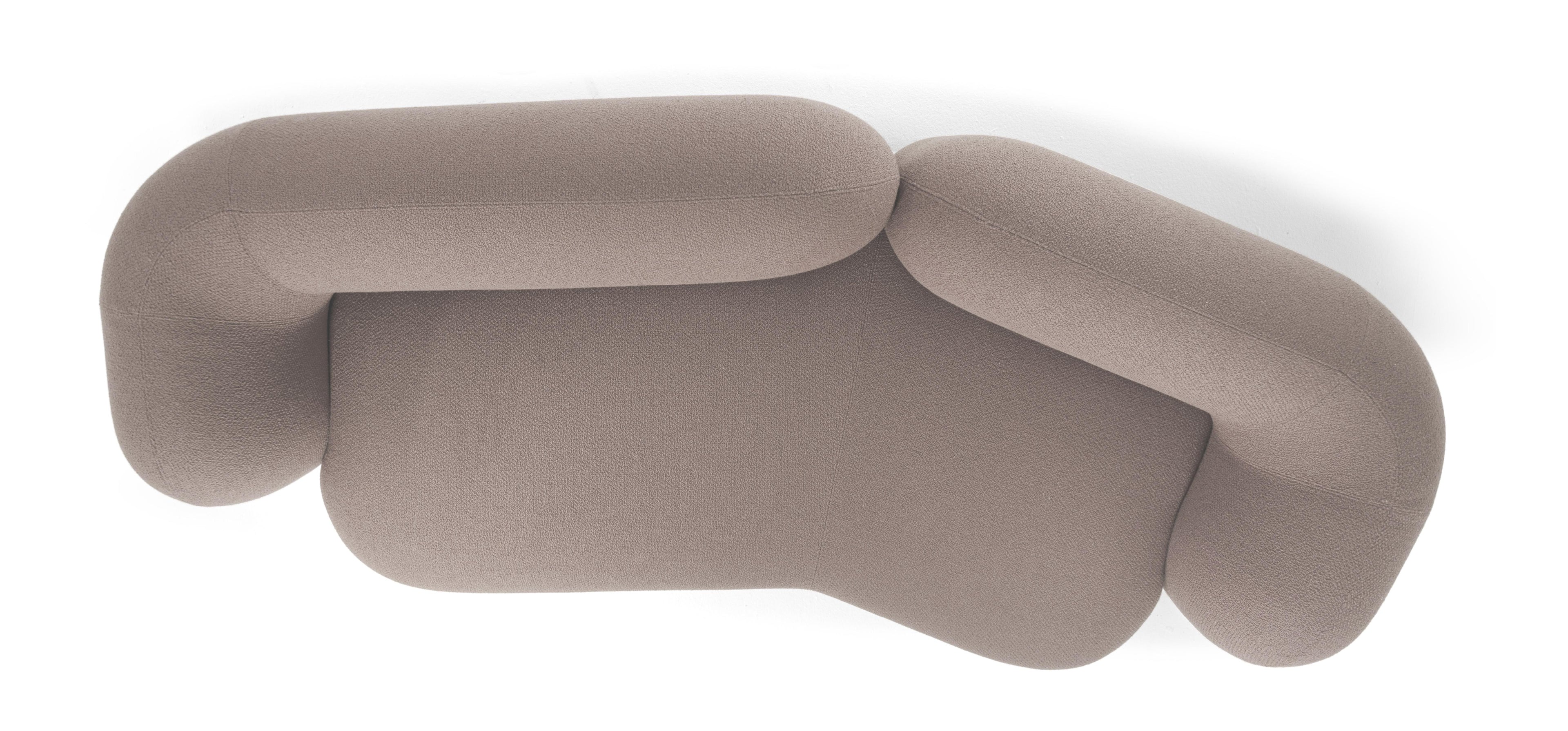 https://a.1stdibscdn.com/contemporary-curve-three-seater-sofa-by-hessentia-in-boucle-fabric-mink-colour-for-sale-picture-5/f_57252/f_359578521694686192191/Gio_ang_4_master.jpg