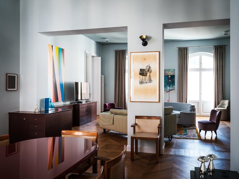 https://a.1stdibscdn.com/tel-aviv-dining-table-by-gisbert-poppler-for-sale-picture-15/f_12192/f_340707421682953237948/GisbertPoeppler_Charlottenburg_06_master.jpg?width=768