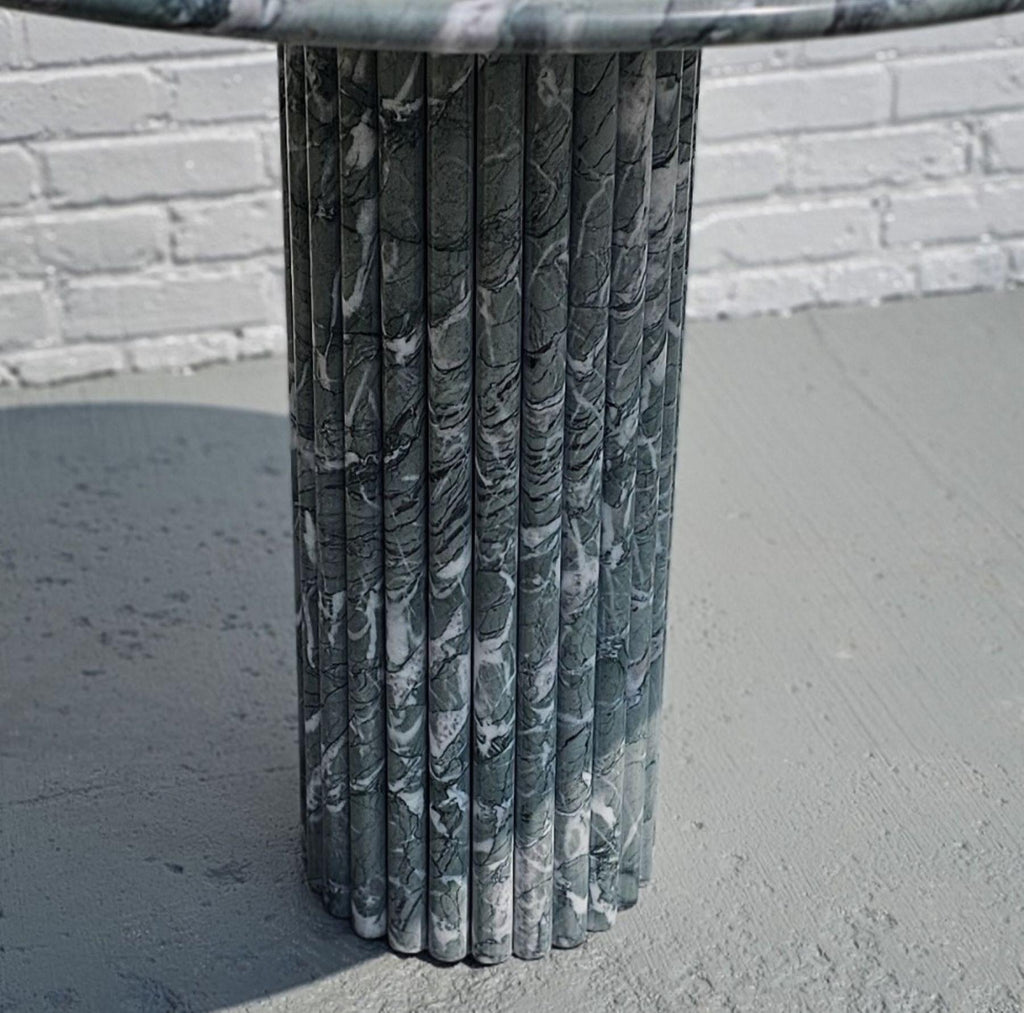 https://a.1stdibscdn.com/small-dining-table-in-pale-green-marble-for-sale-picture-4/f_85862/f_411214421724078480638/Green_Round_Table_2_Bottom_master.jpg
