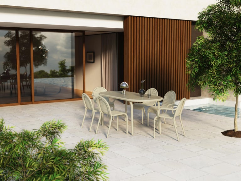 https://a.1stdibscdn.com/tom-dixon-groove-aluminum-outdoor-stool-in-putty-for-sale-picture-4/f_14472/f_456558021751141423023/Groove_Putty_master.jpg?width=768