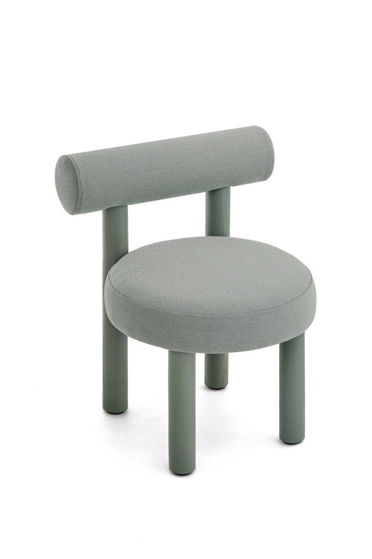 https://a.1stdibscdn.com/contemporary-wooden-chair-gropius-cs2-by-noom-white-for-sale-picture-5/f_31233/f_358586821692967962315/Gropius_Chair_in_Rohi_Arco_fabrics_5__master.jpg?width=768