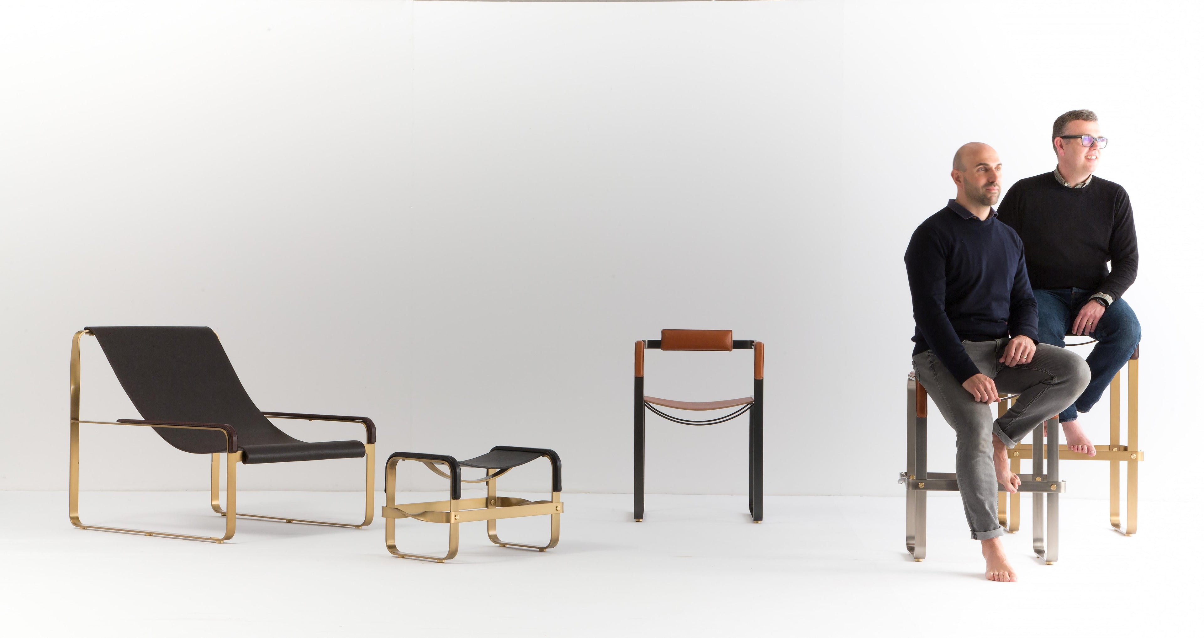 https://a.1stdibscdn.com/kitchen-counter-stool-aged-brass-steel-cognac-leather-contemporary-design-for-sale-picture-13/f_40561/f_178950511603988500288/Grupo_wanderlust_corporate_master.jpg