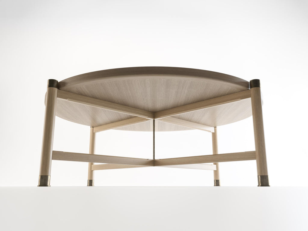 https://a.1stdibscdn.com/otto-round-coffee-table-in-oak-w-antique-brass-fittings-stem-for-sale-picture-5/f_47162/f_152747411561767374548/HB_HD2_Oak_Cocktail_Table_C007_master.jpg
