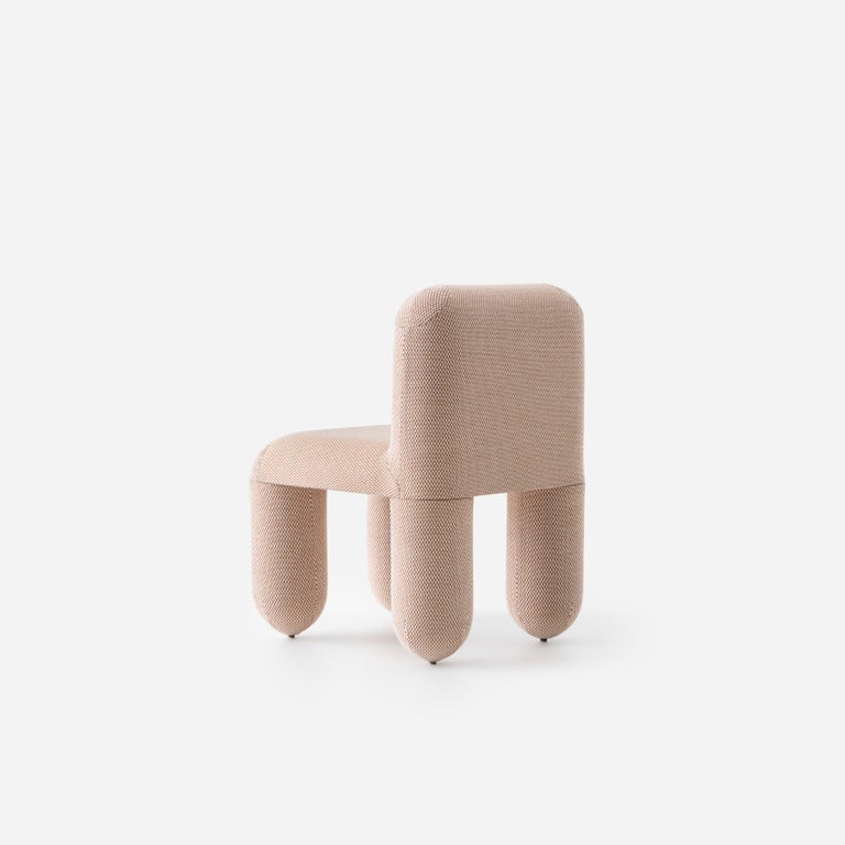 https://a.1stdibscdn.com/modern-hello-dining-chair-with-flexible-back-in-kvadrat-serpentine-wool-by-noom-for-sale-picture-3/f_42321/f_481862921767619056789/_HELLO_chairs_by_NOOM_in_Dedar_Kvadrat_Alpaca_fabrics_24__master.jpg?width=768
