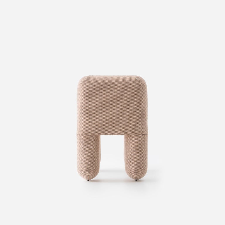 https://a.1stdibscdn.com/modern-hello-dining-chair-with-flexible-back-in-kvadrat-serpentine-wool-by-noom-for-sale-picture-14/f_42321/f_481862921767619056840/_HELLO_chairs_by_NOOM_in_Dedar_Kvadrat_Alpaca_fabrics_25__master.jpg?width=768