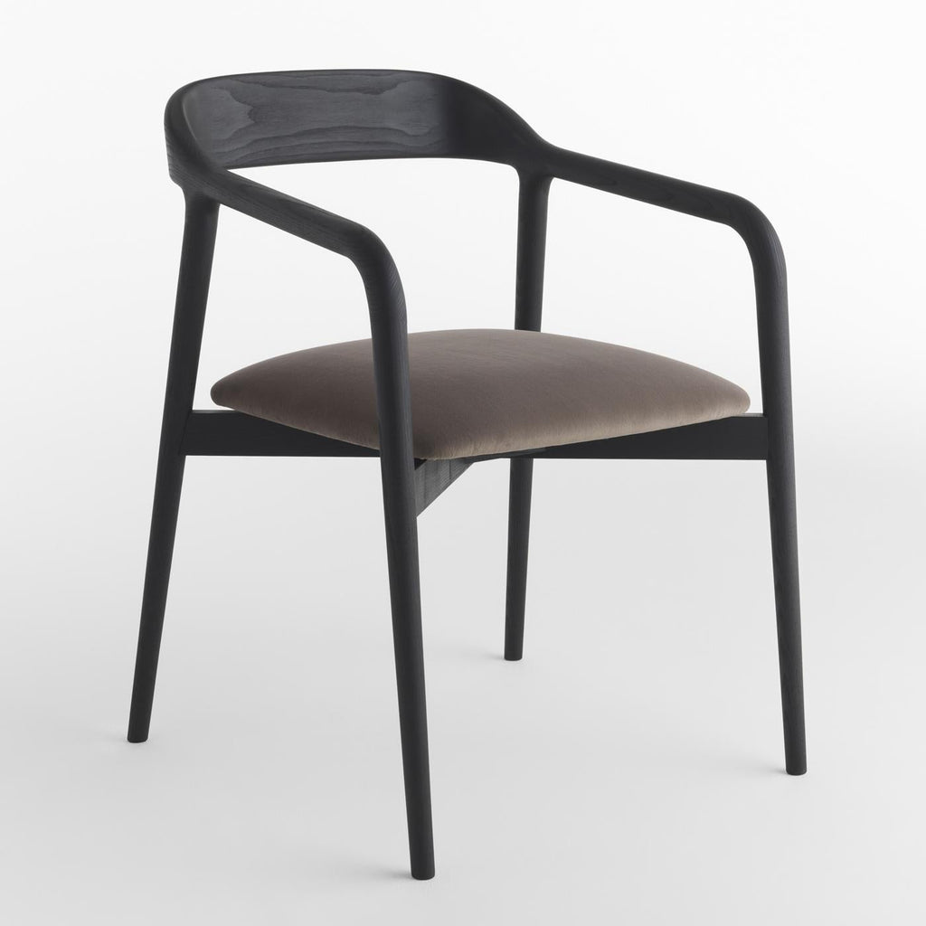 https://a.1stdibscdn.com/velasca-beige-chair-by-studio-balutto-for-sale-picture-2/f_17062/f_163230721570007134565/HORMPN_006_A20190731_7_103a6kk_master.jpg