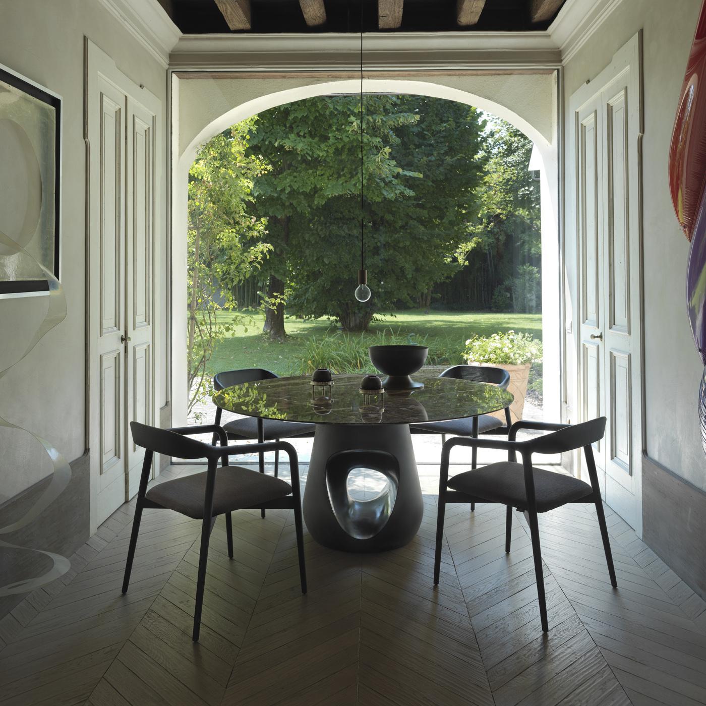 https://a.1stdibscdn.com/velasca-beige-chair-by-studio-balutto-for-sale-picture-5/f_17062/f_163230721570007143064/HORMPN_006_D20190731_7_1w13hjy_master.jpg