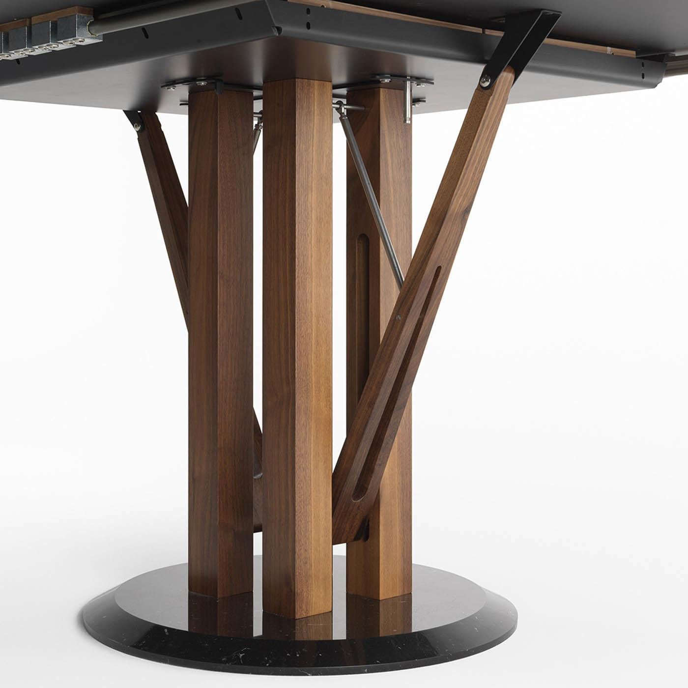 https://a.1stdibscdn.com/flower-extendable-table-by-durbino-lomazzi-for-sale-picture-5/f_17062/f_163231221570007803865/HORMPN_010_E20190731_7_h29o1s_master.jpg