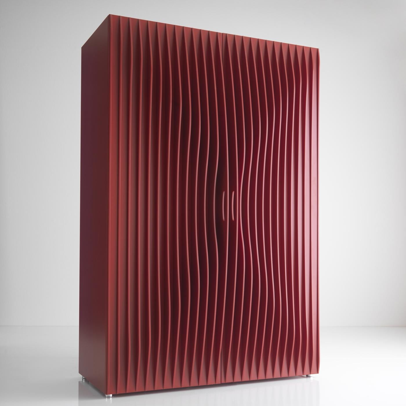 https://a.1stdibscdn.com/blend-red-wardrobe-by-karim-rashid-for-sale-picture-2/f_17062/f_163290321570032292972/HORMPN_079_A20190731_7_1yv3hhe_master.jpg