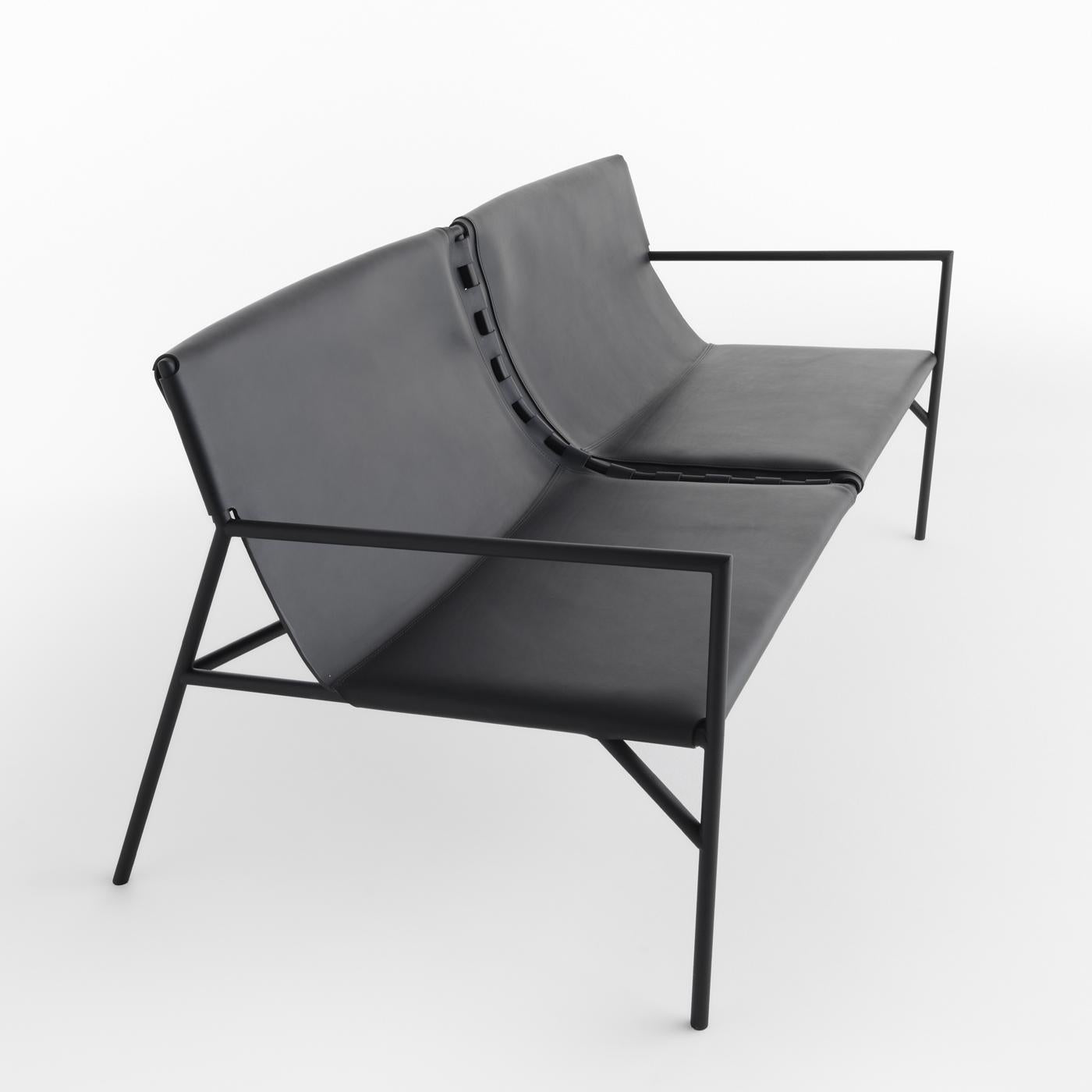 https://a.1stdibscdn.com/tout-le-jour-black-sofa-by-marc-thorpe-for-sale-picture-2/f_17062/f_163270921570028354105/HORMPN_093_A20190731_7_8t1qqm_master.jpg