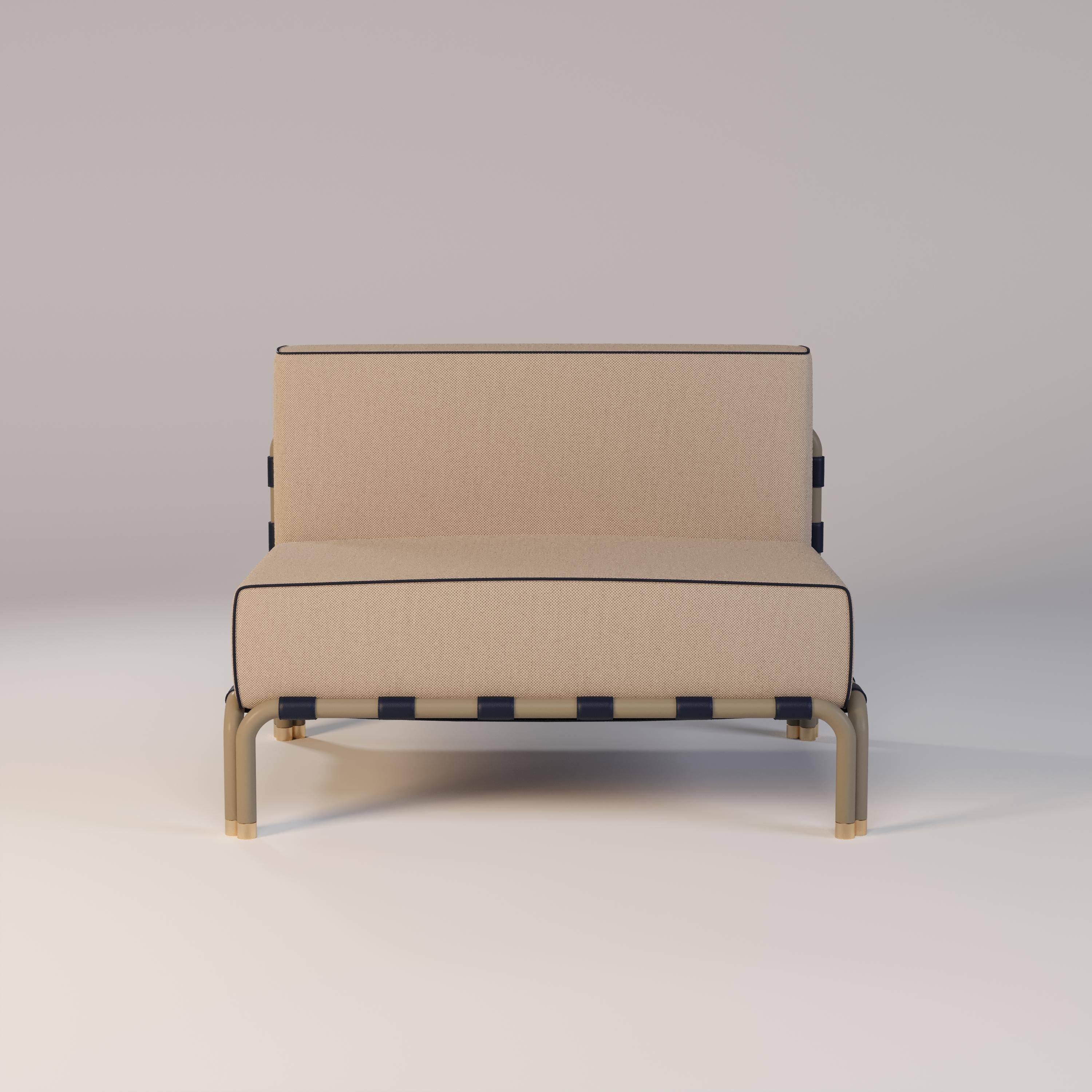 https://a.1stdibscdn.com/modular-outdoor-sofa-with-waterproof-fabric-and-blue-leather-for-sale-picture-2/f_56702/f_422921521731497872514/HOUND_MODULO_MEIO_0000_master.jpg